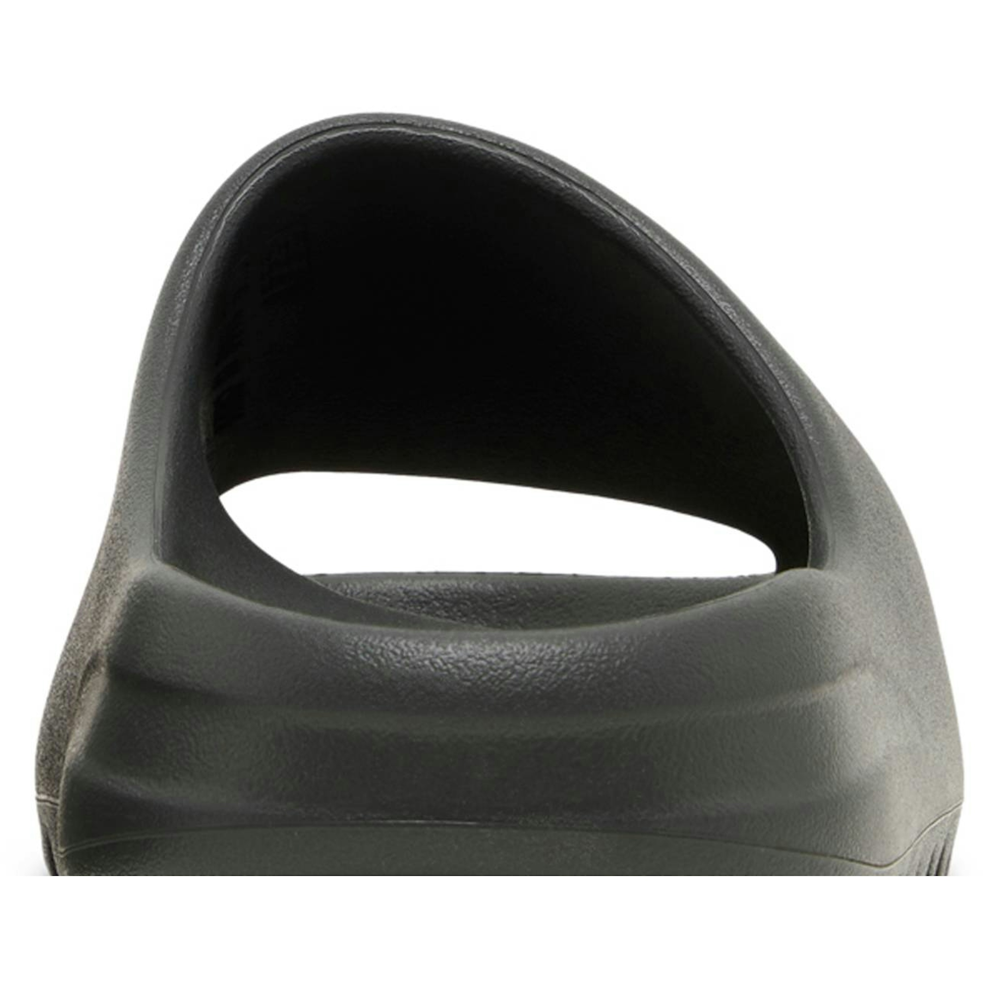 adidas Yeezy Slides ‘Dark Onyx’ ID5103