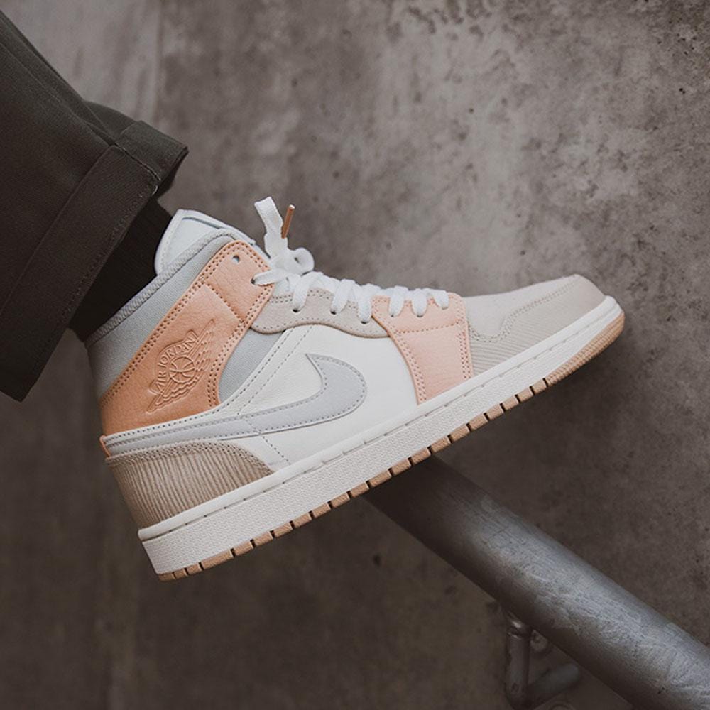 Air Jordan 1 Mid ‘Milan’