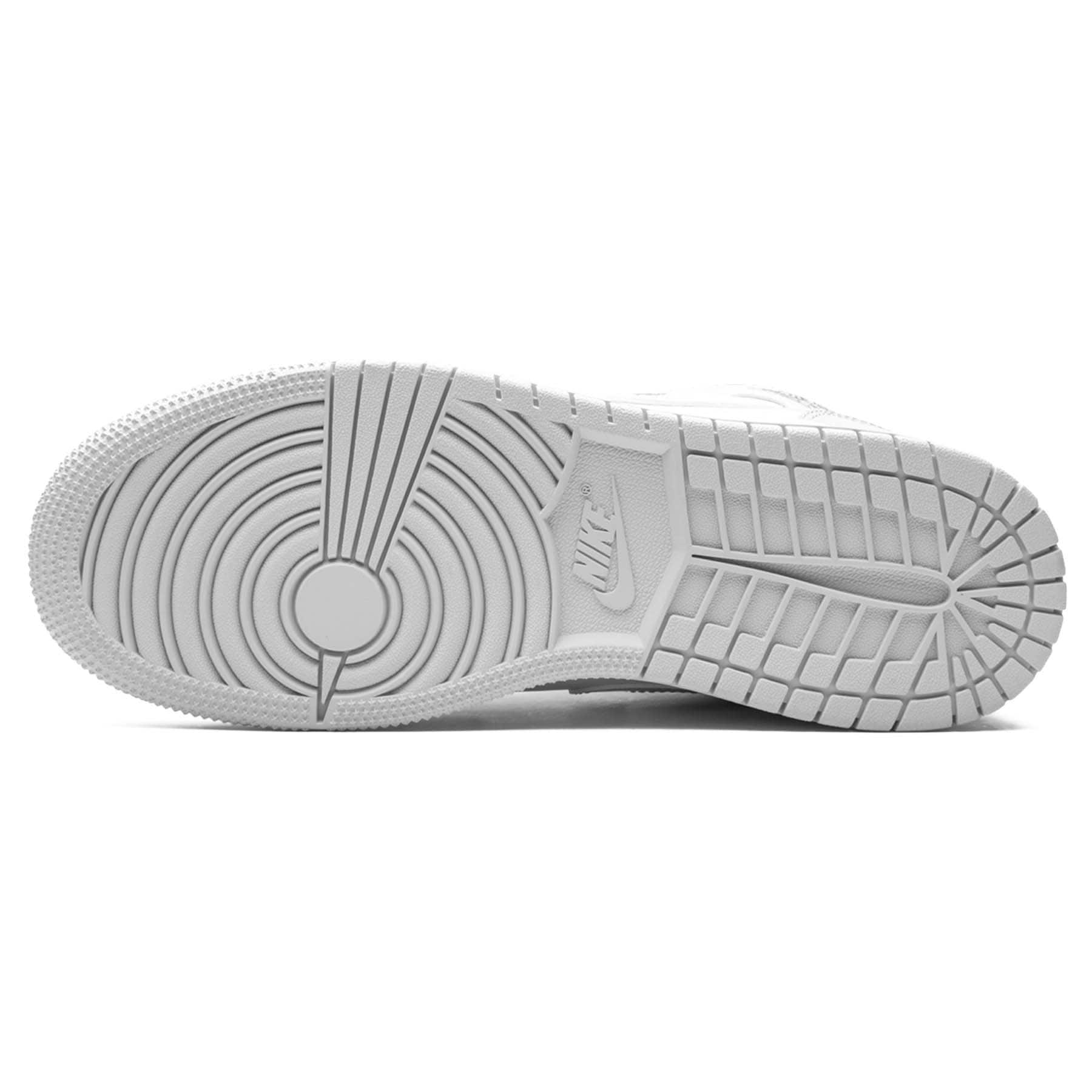 Air Jordan 1 Mid SE GS ‘Swoosh Logo – Grey Camo’