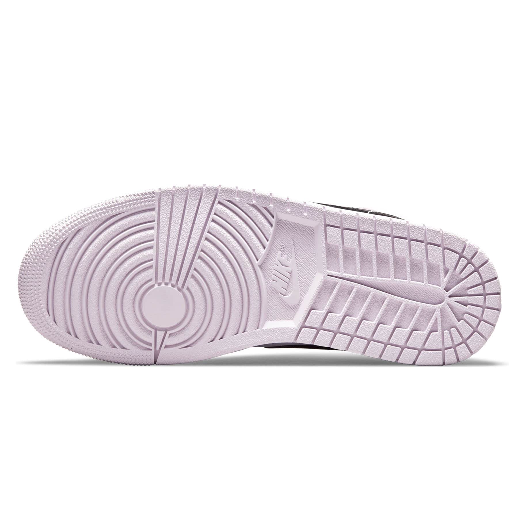 Air Jordan 1 Mid Wmns ‘Barely Rose’