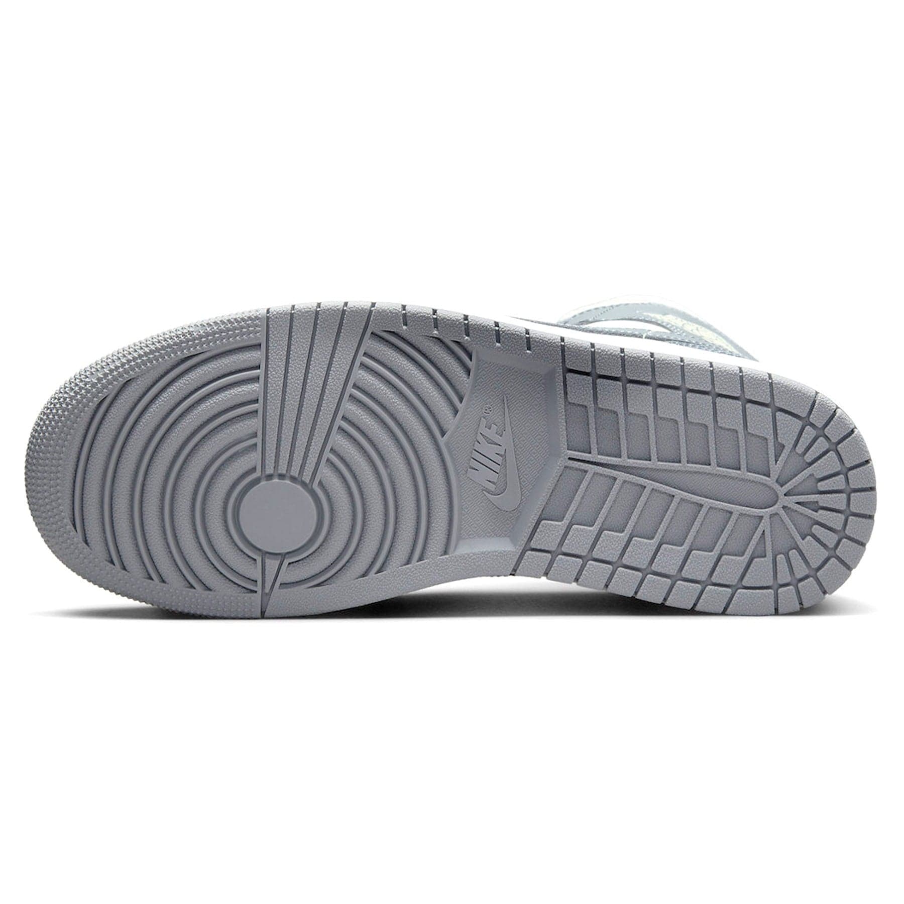 Air Jordan 1 Mid Wmns ‘Stealth’