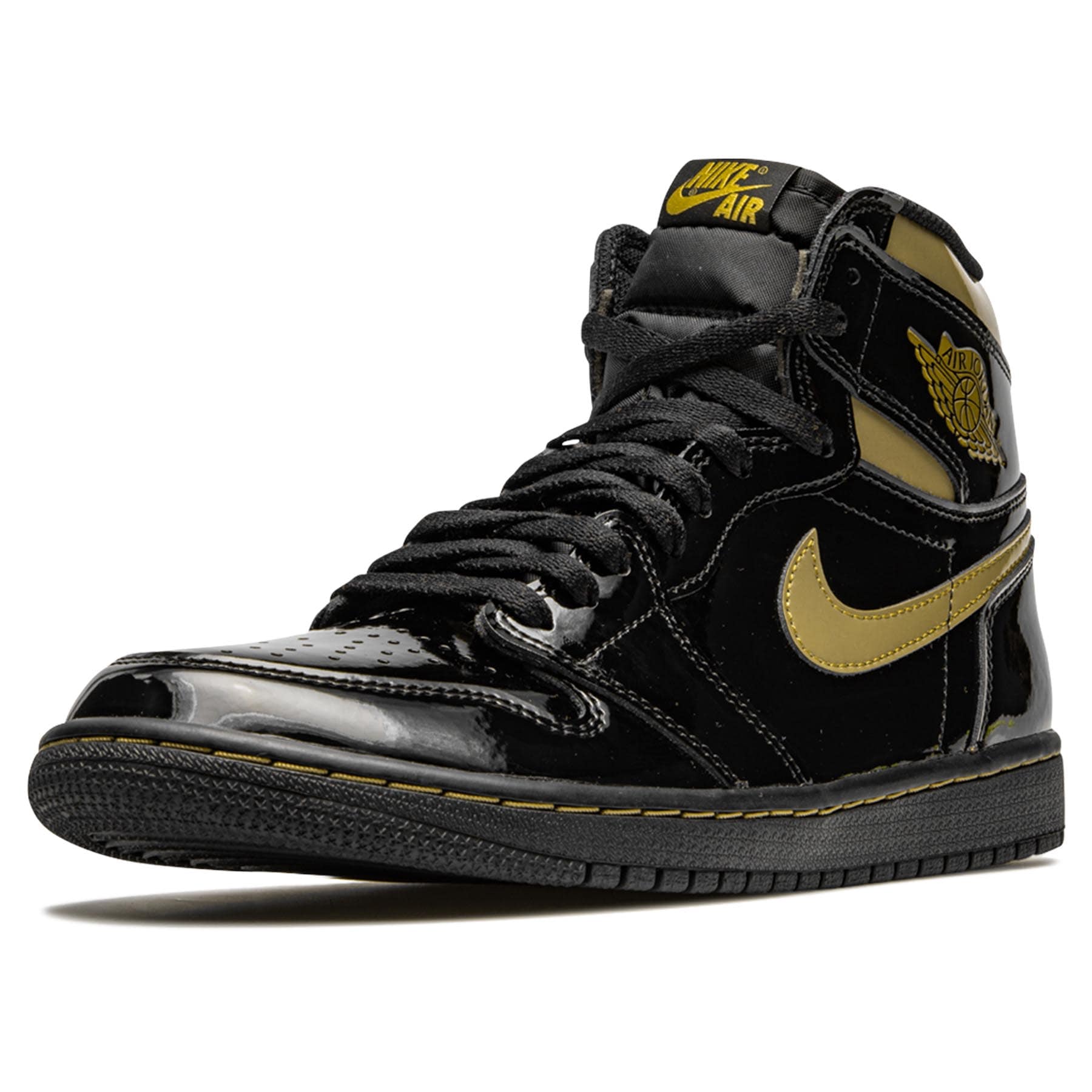 Air Jordan 1 Retro High OG ‘Black Metallic Gold’