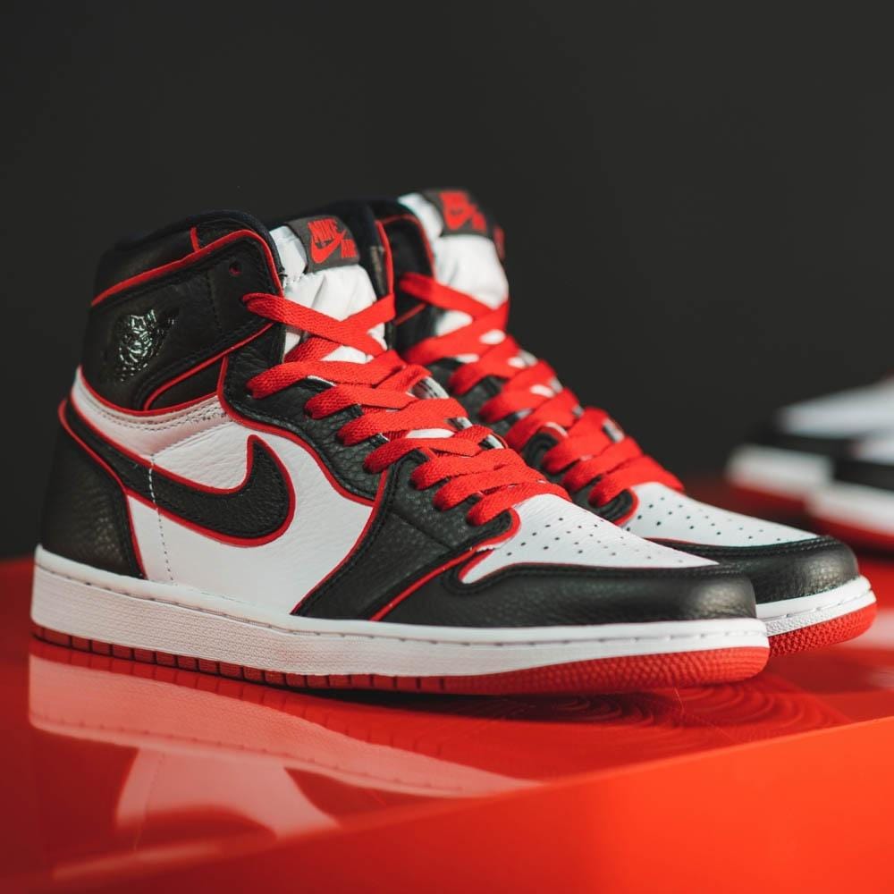 Air Jordan 1 Retro High OG GS ‘Bloodline’