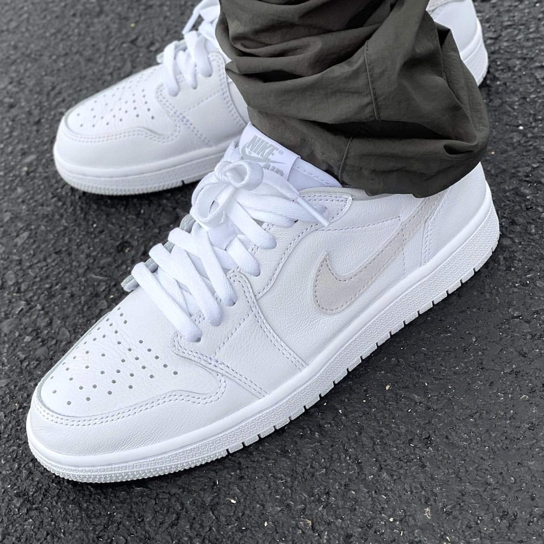 Air Jordan 1 Retro Low OG ‘Neutral Grey’ 2021
