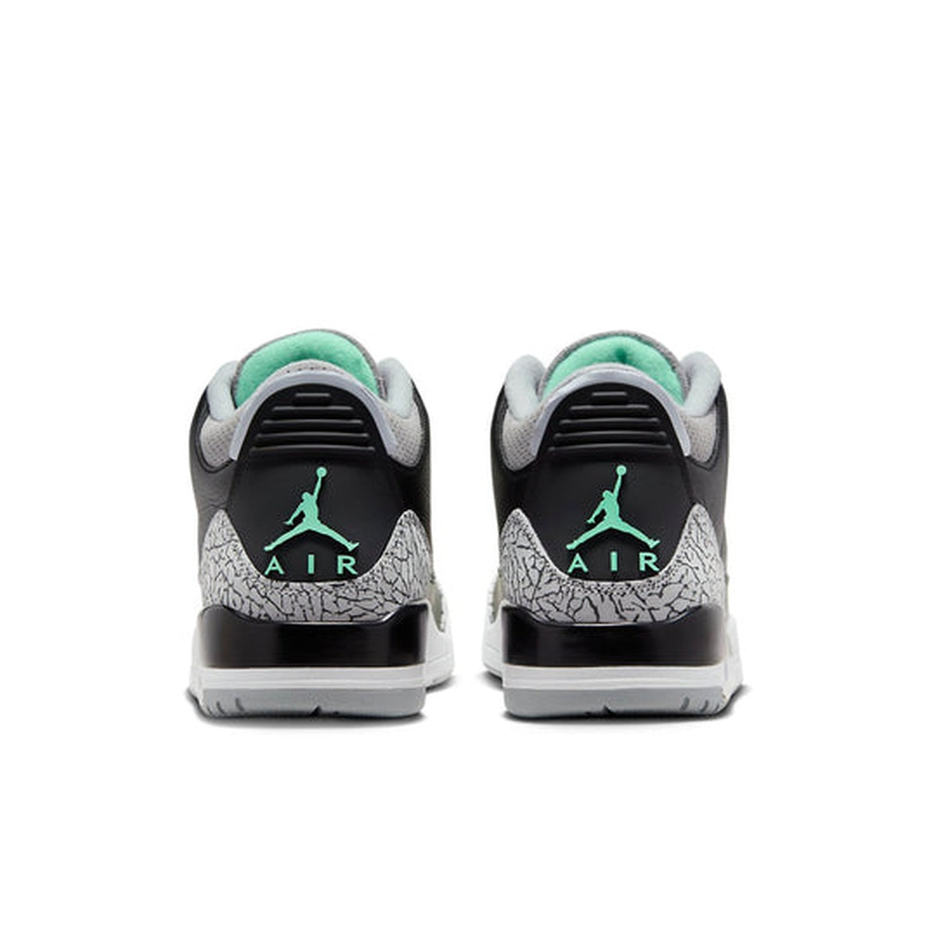 Air Jordan 3 Retro ‘Green Glow’