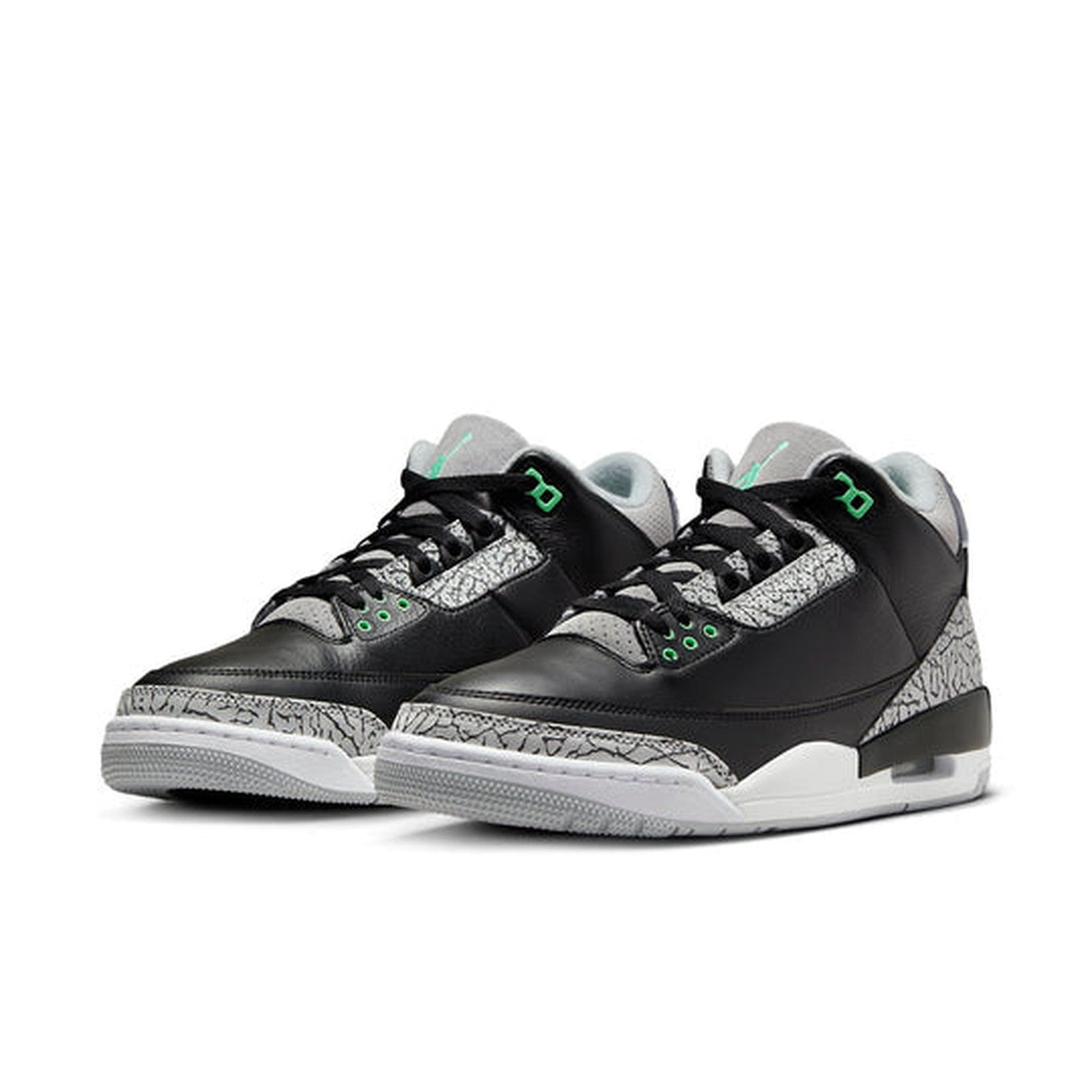 Air Jordan 3 Retro ‘Green Glow’