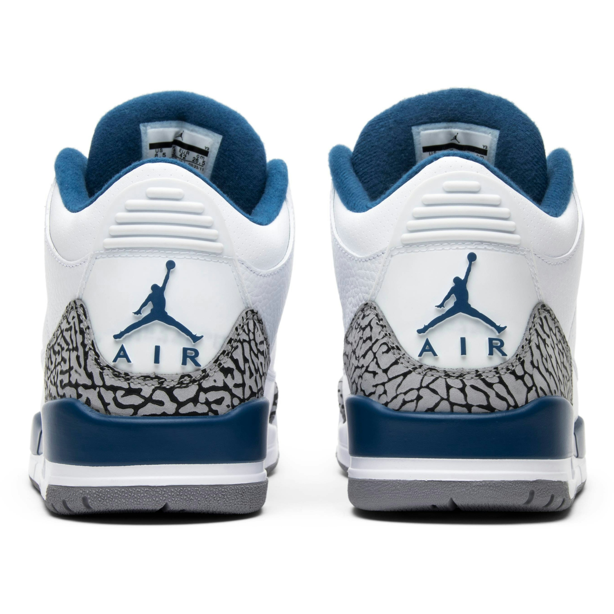 Air Jordan 3 Retro ‘True Blue’ 2011 136064-104