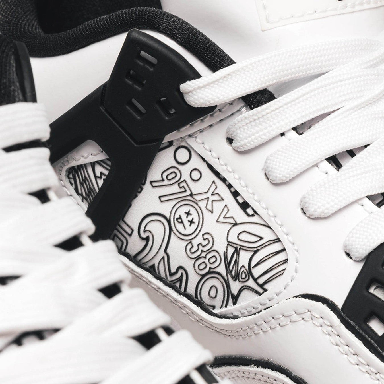 Air Jordan 4 Retro GS ‘DIY’