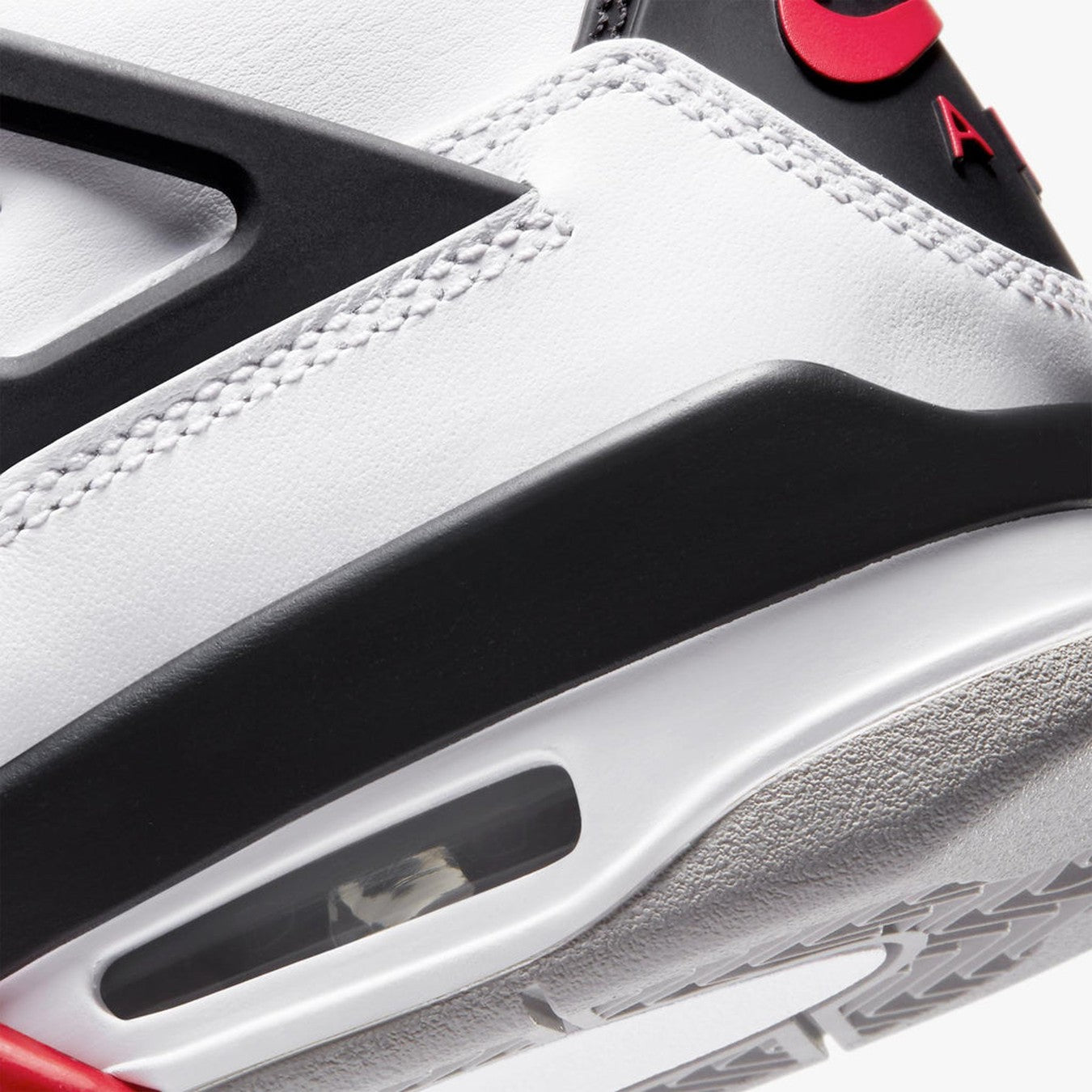 Air Jordan 4 Retro OG GS ‘Fire Red’ 2020