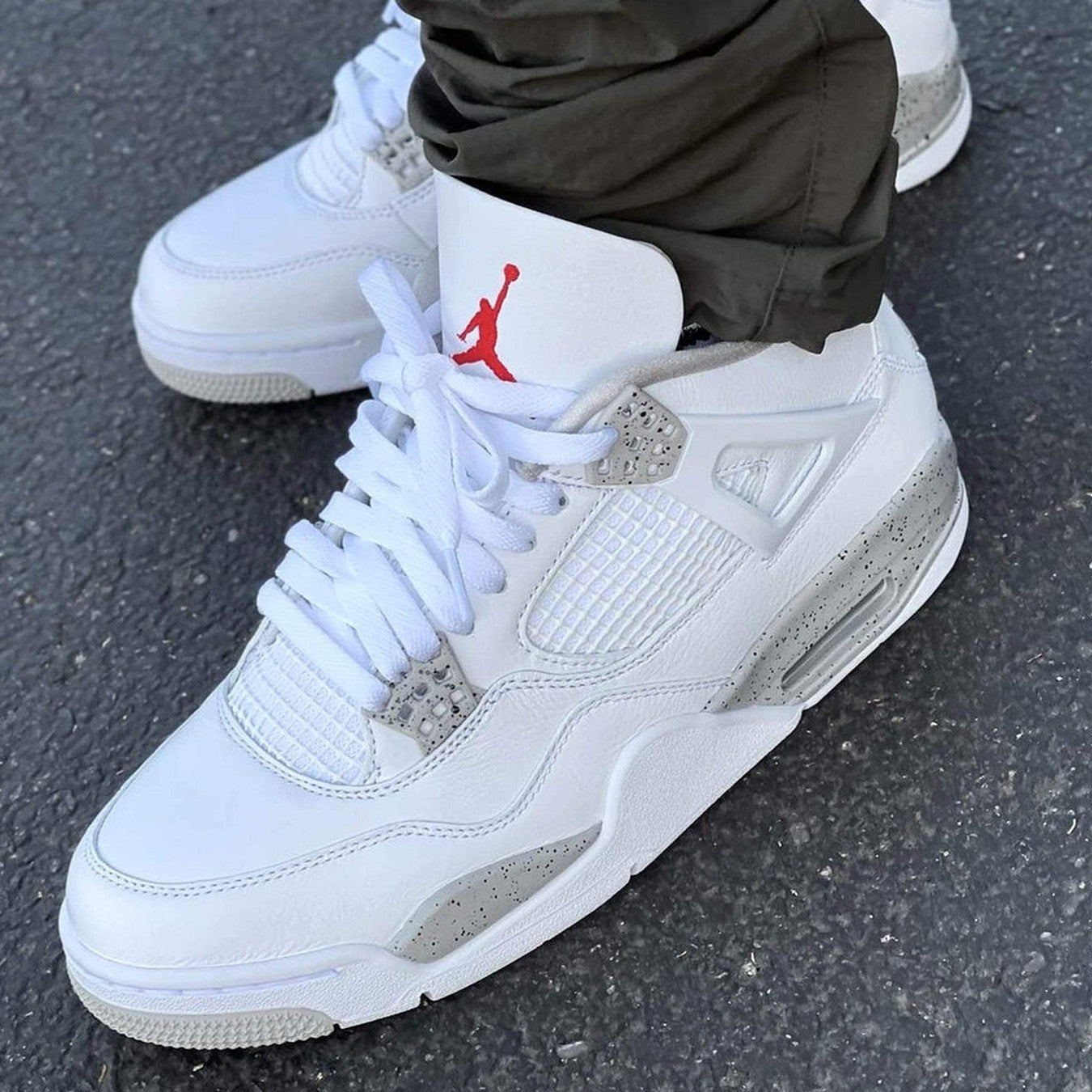 Air Jordan 4 Retro ‘White Oreo’