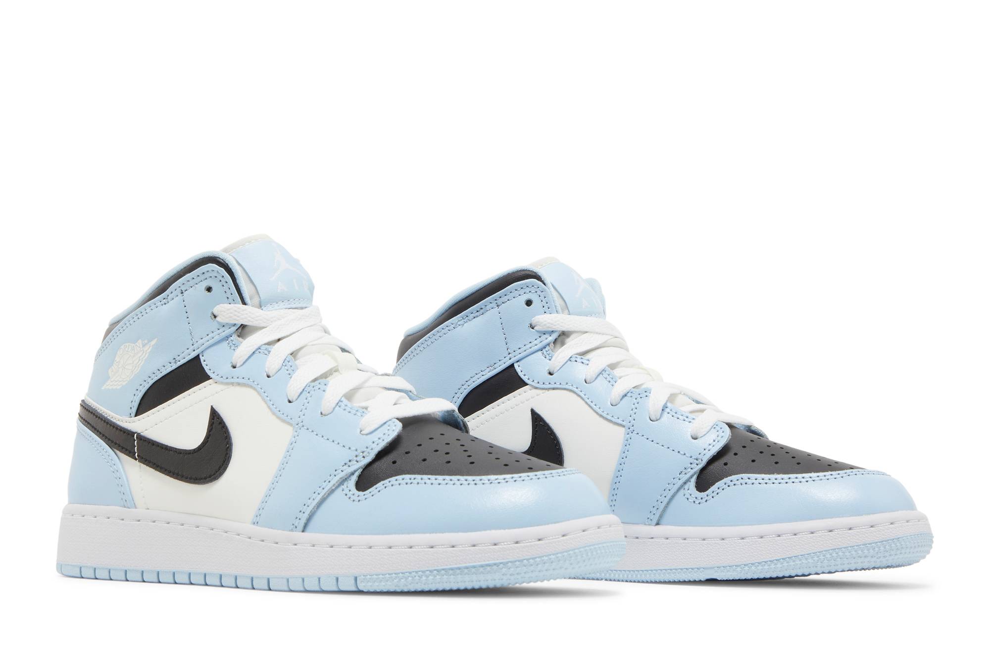 (GS) Air Jordan 1 Mid ‚Ice Blue‘ 555112-401