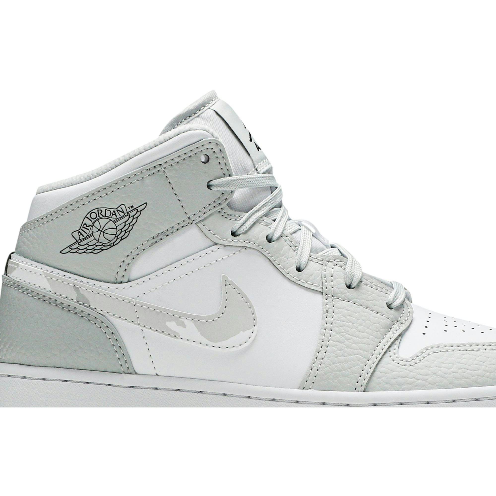 (GS) Air Jordan 1 Mid SE ‚Swoosh Logo – Grey Camo‘ DD3235-100