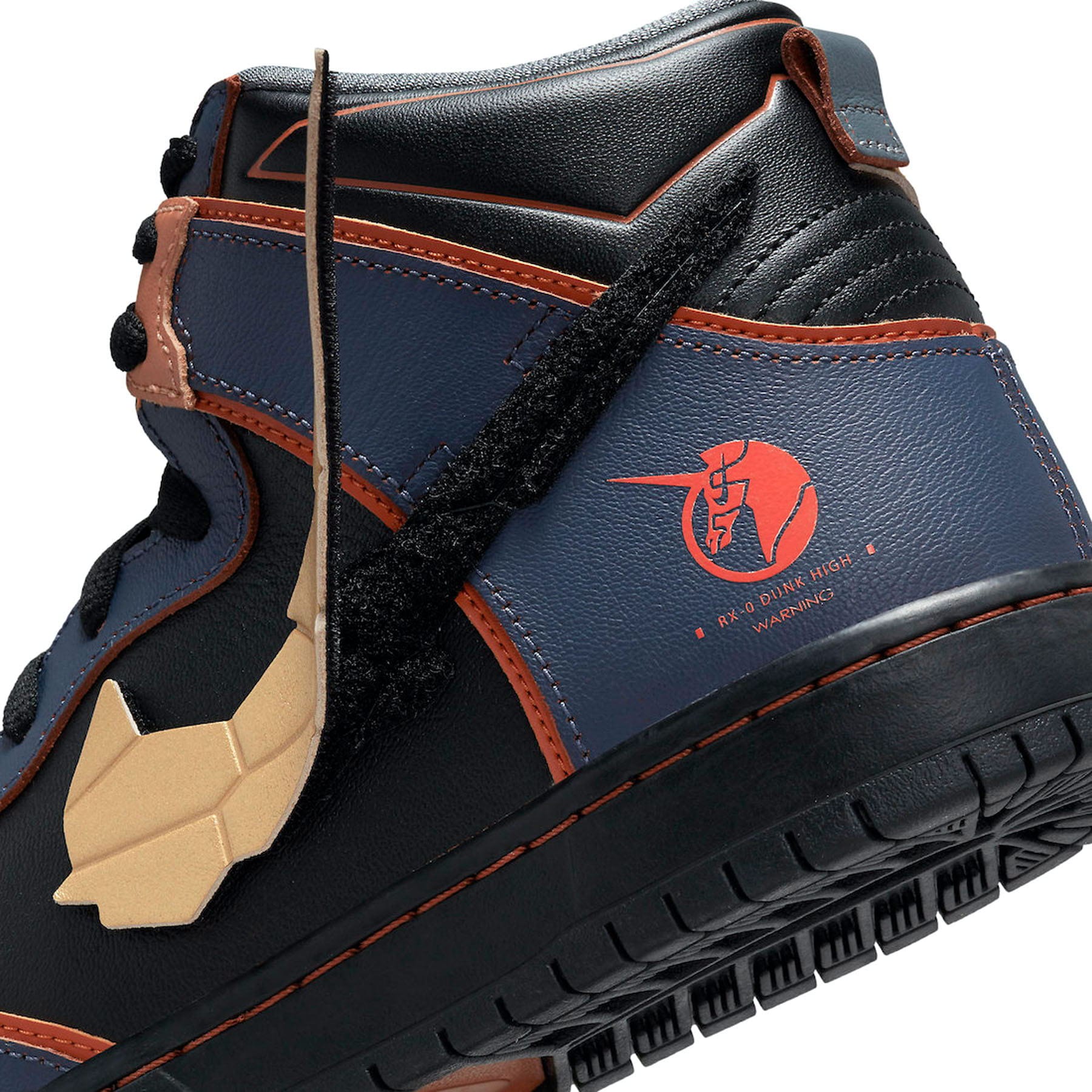 Gundam x Nike Dunk High SB ‚Project Unicorn – Banshee Norn‘