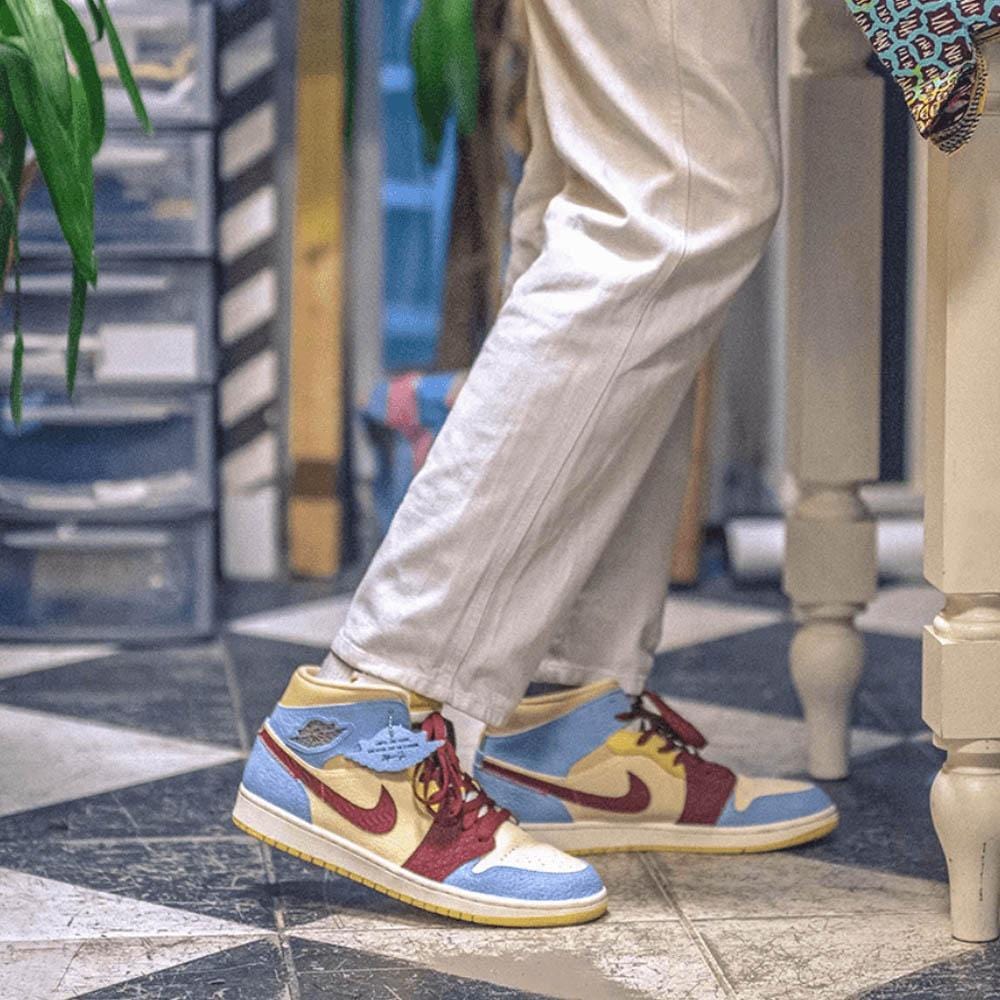 Maison Chateau Rouge x Air Jordan 1 Mid SE ‘Fearless’