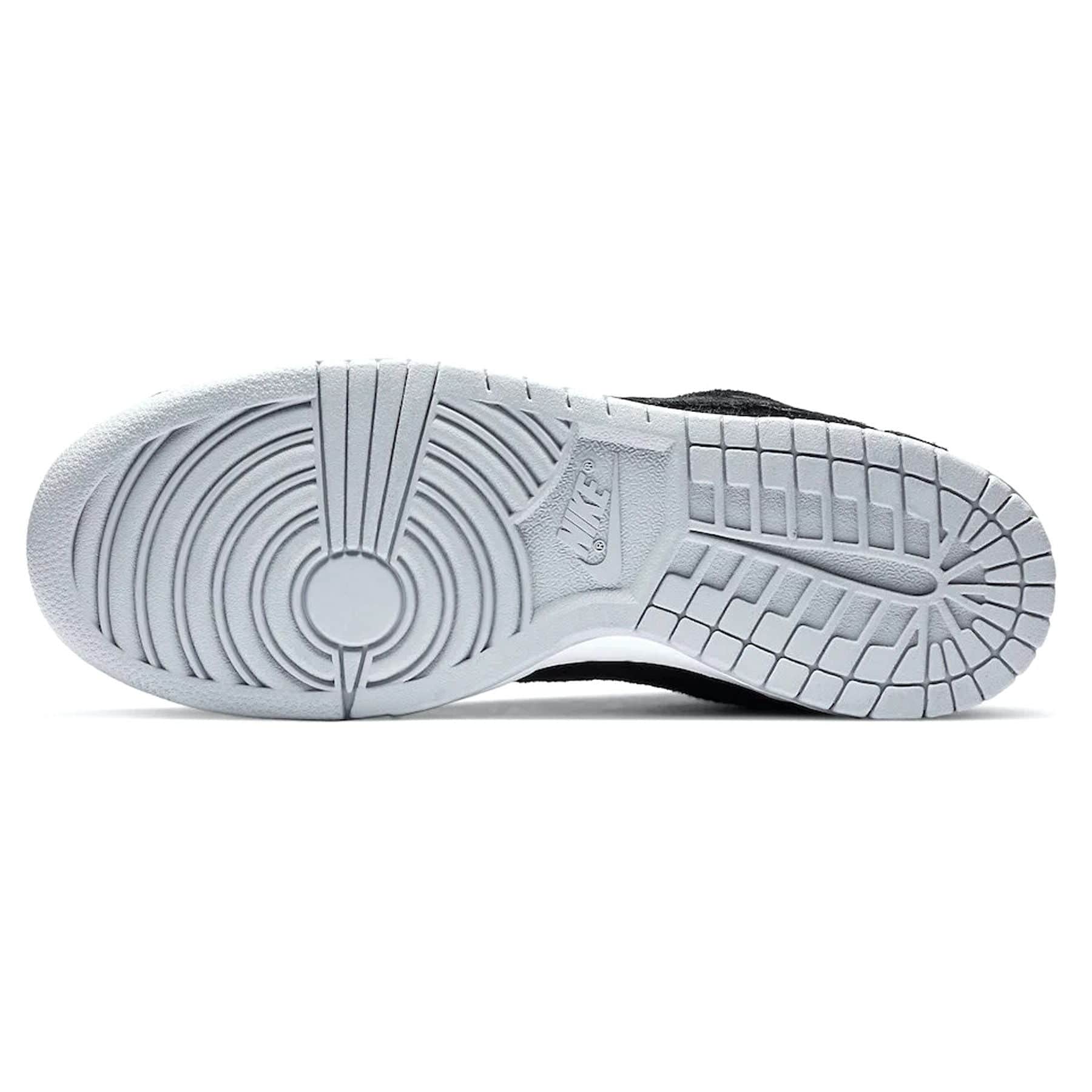 Medicom Toy x Dunk Low SB ‚BE@RBRICK‘