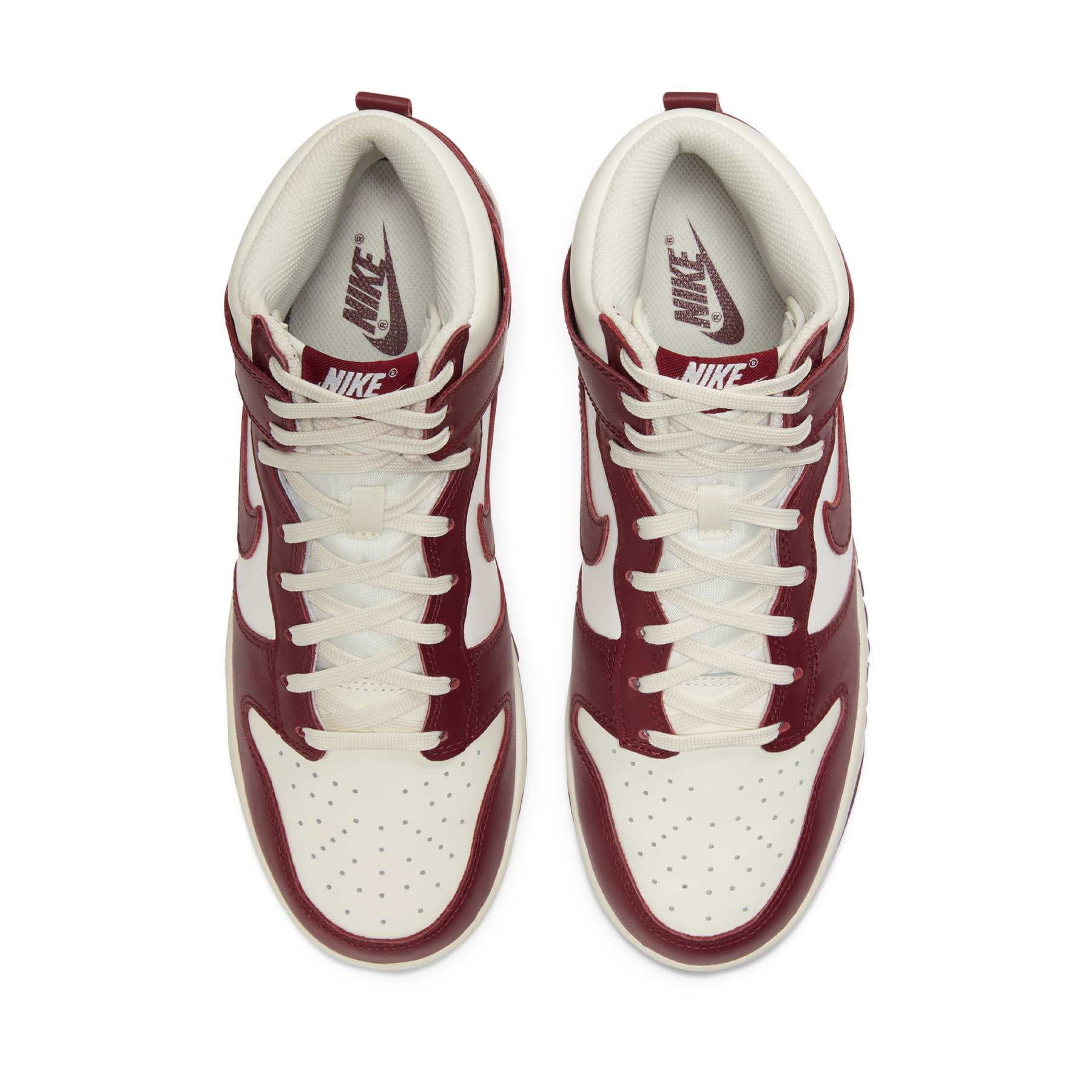 Nike Dunk High Wmns ‘Team Red’