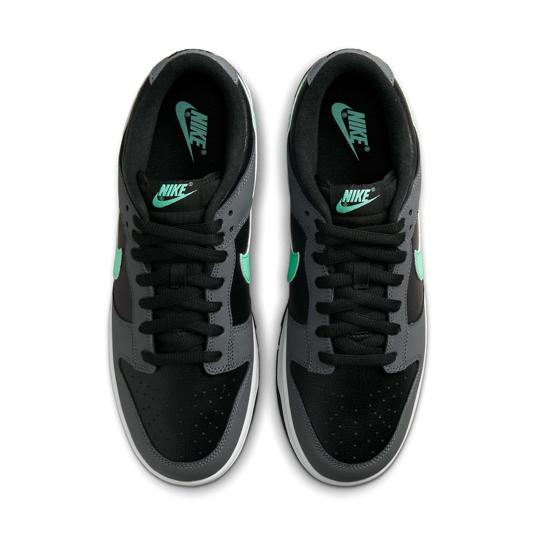 Nike Dunk Low ‘Black Green Glow’