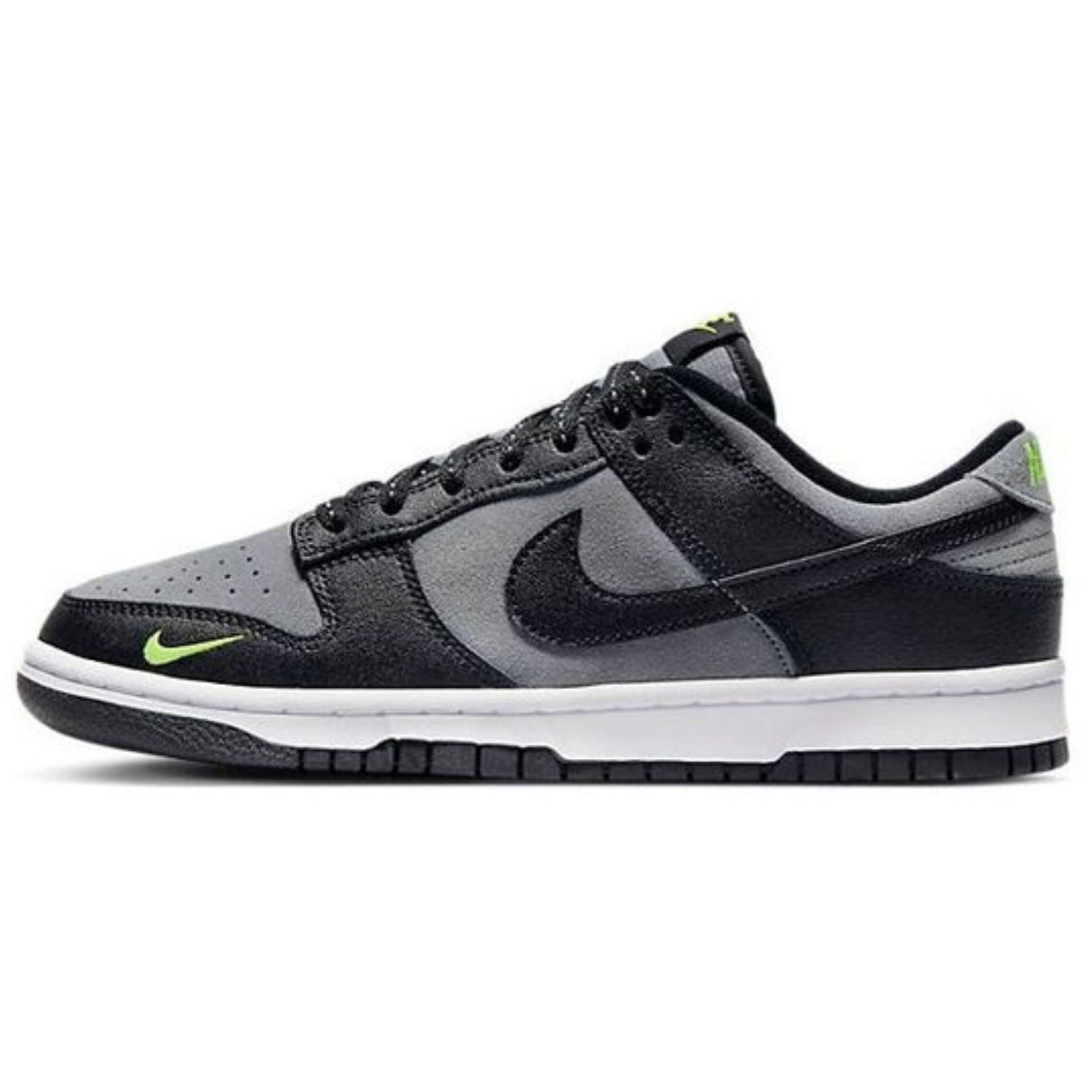 Nike Dunk Low ‘Black Grey Green Strike’