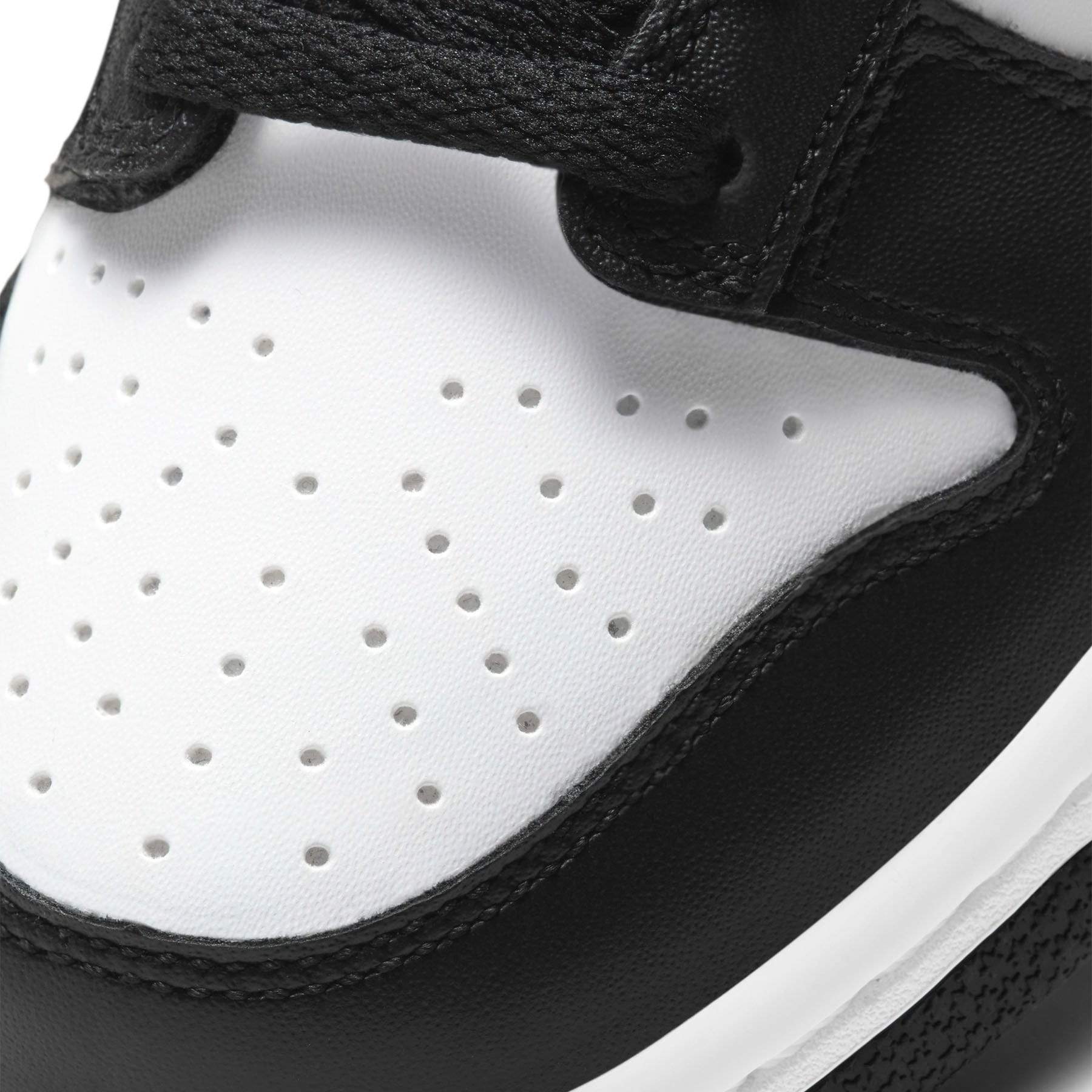 Nike Dunk Low GS ‘Black White’