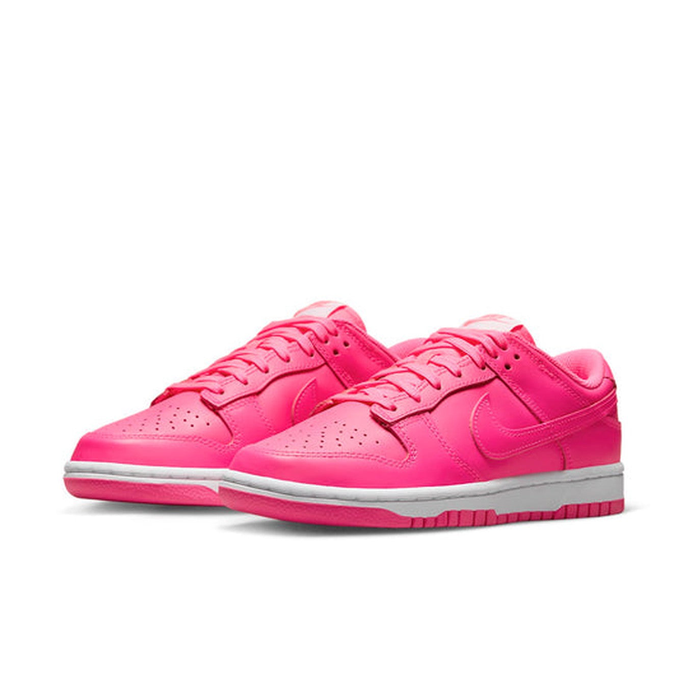 Nike Dunk Low ‘Hyper Pink’