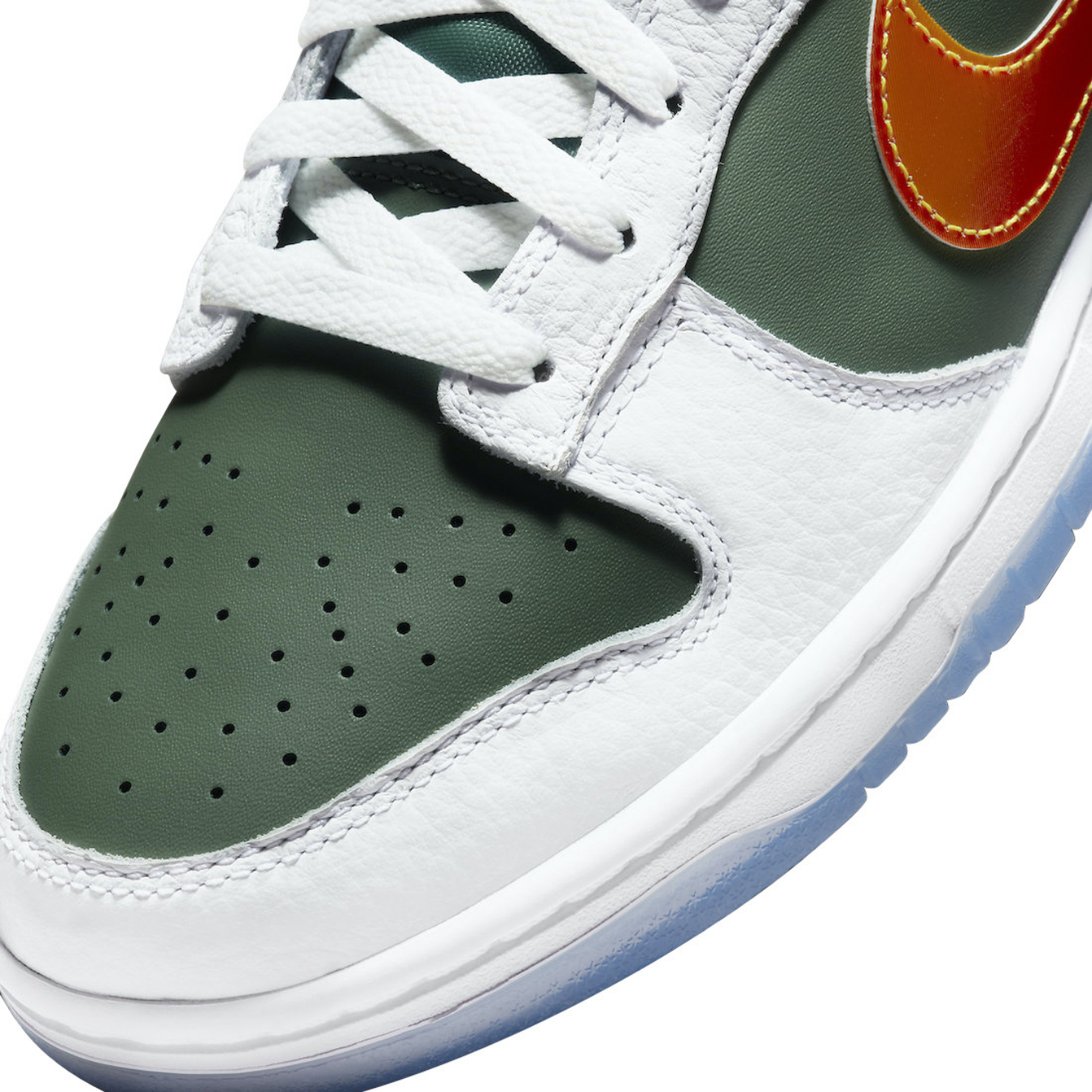 Nike Dunk Low ‘NY Vs NY’