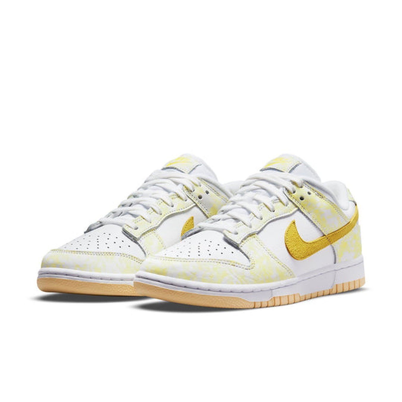 Nike Dunk Low OG ‘Yellow Strike’
