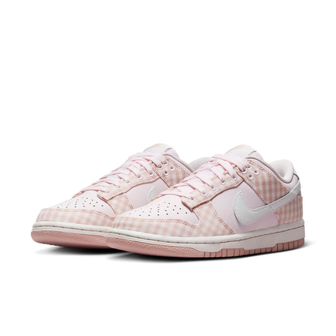 Nike Dunk Low ‘Pearl Pink Oxford Summit White’