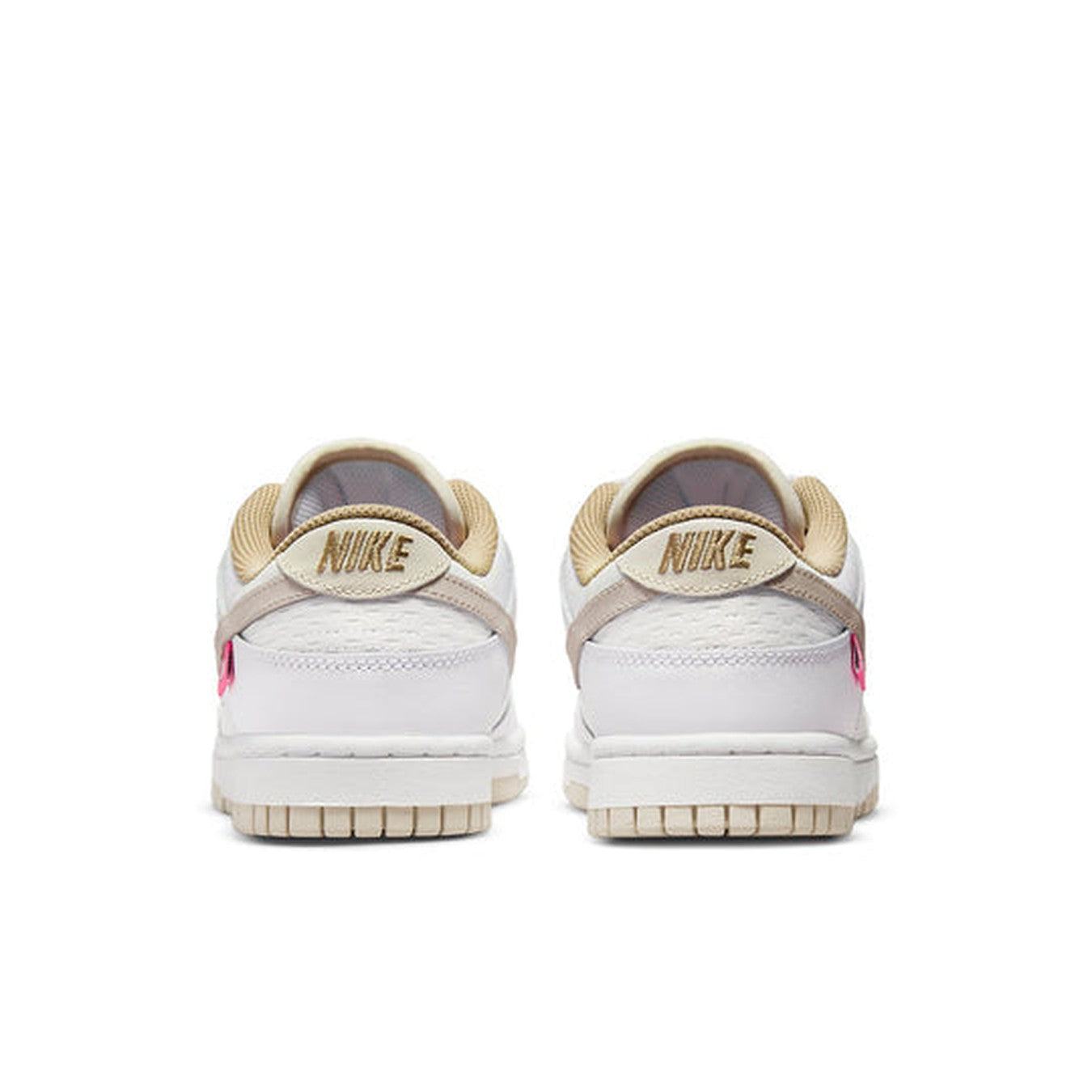 Nike Dunk Low ‘Pink Bling’