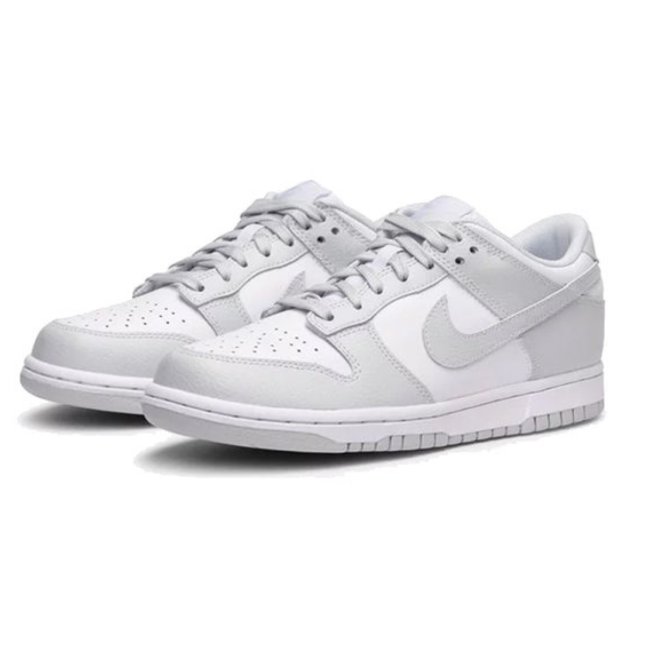 Nike Dunk Low ‘Pure Platinum White’