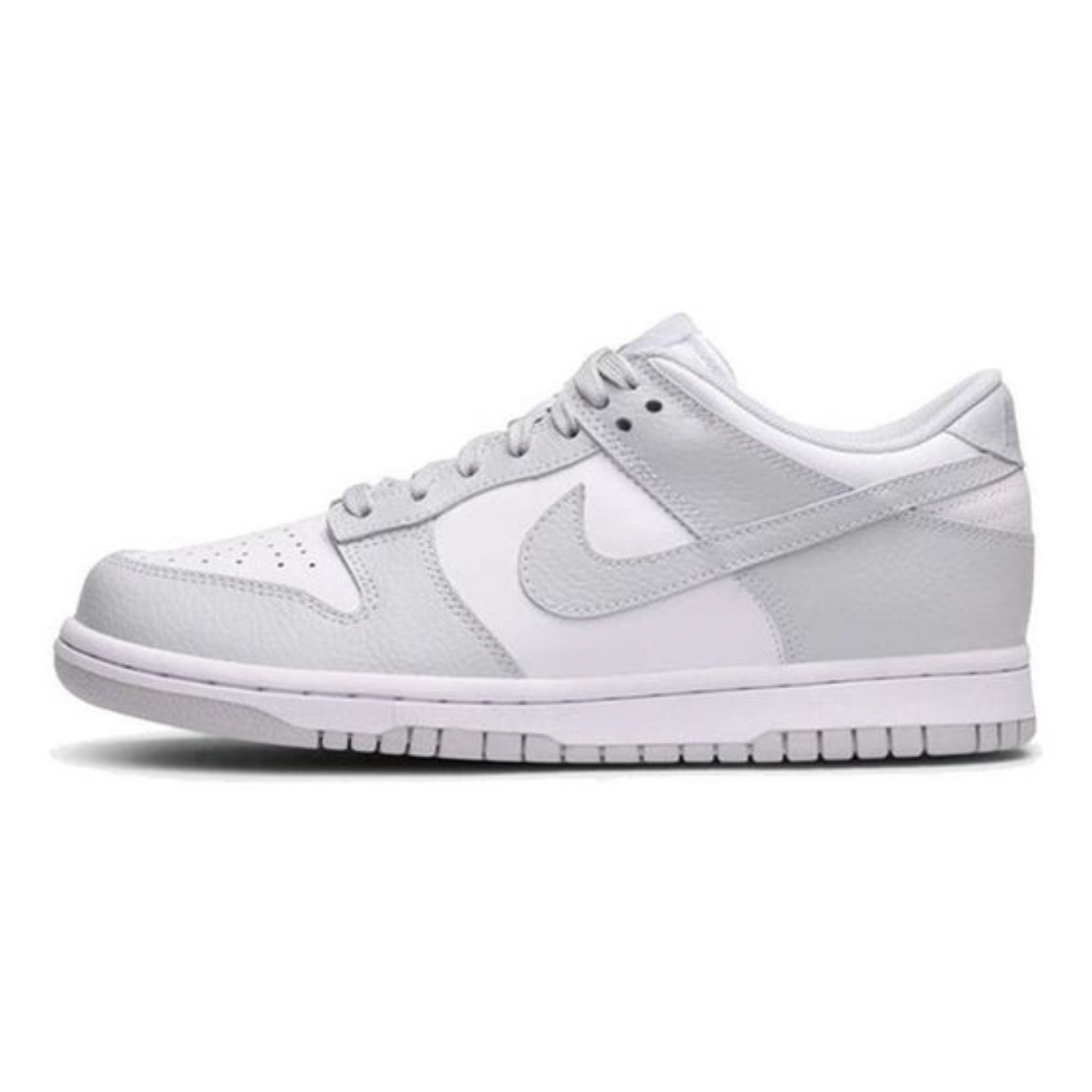 Nike Dunk Low ‘Pure Platinum White’