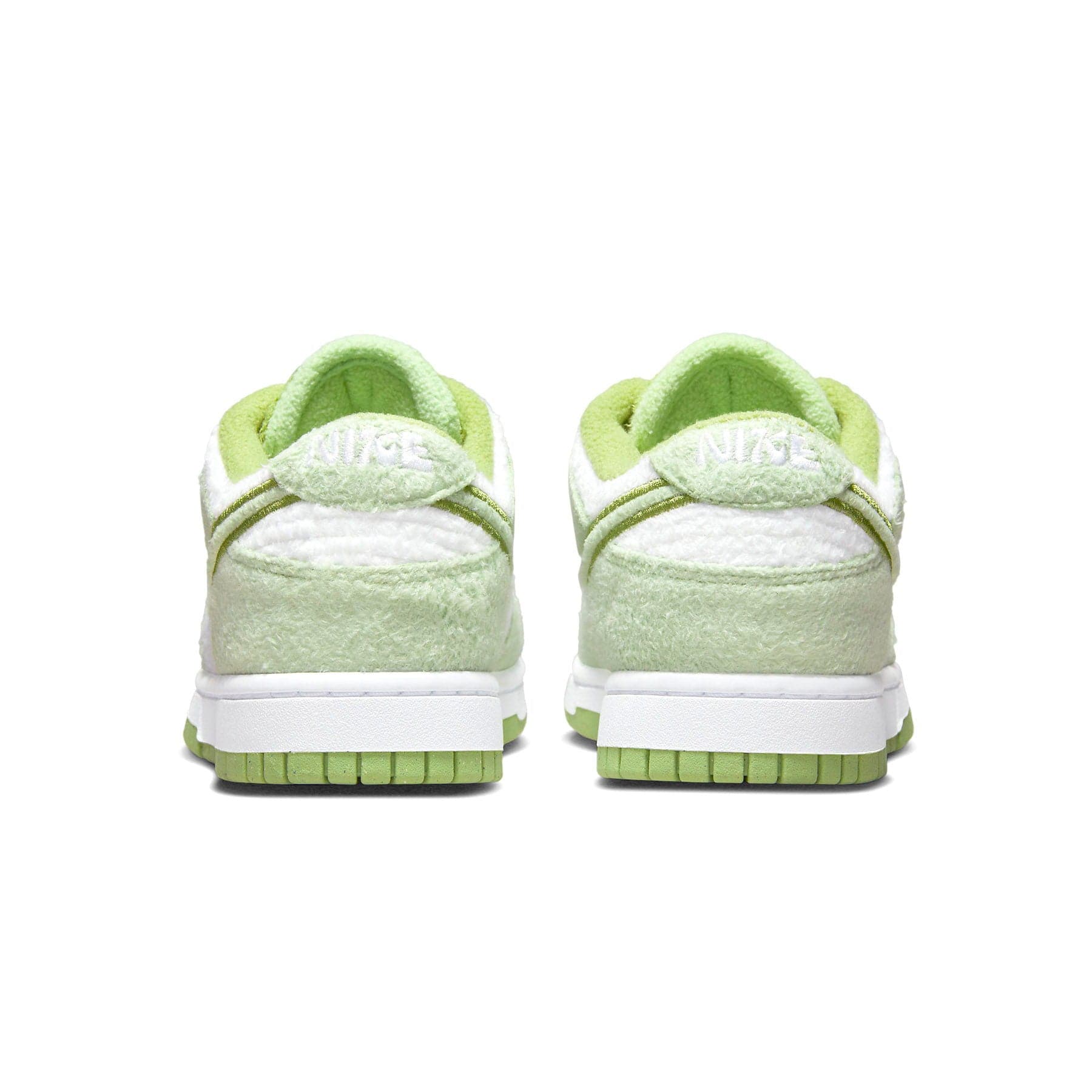 Nike Dunk Low SE Wmns ‘Fleece – Honeydew’