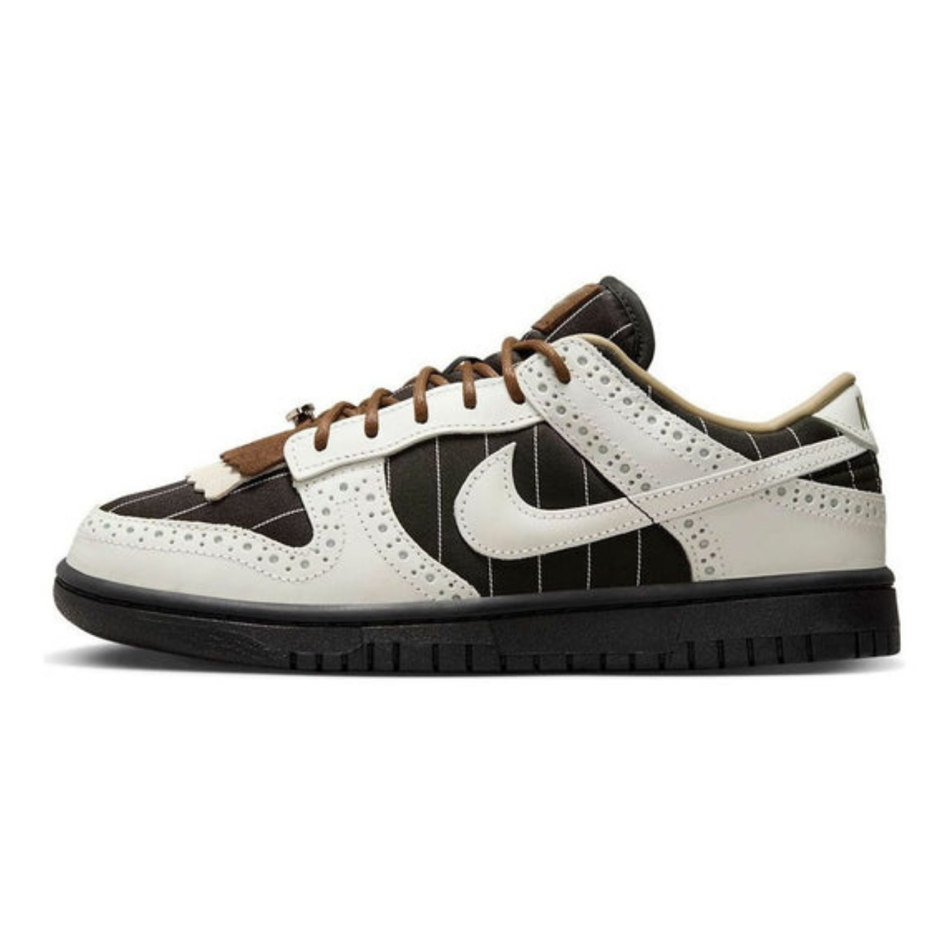 Nike Dunk Low ‘Summit White and Cacao Wow’