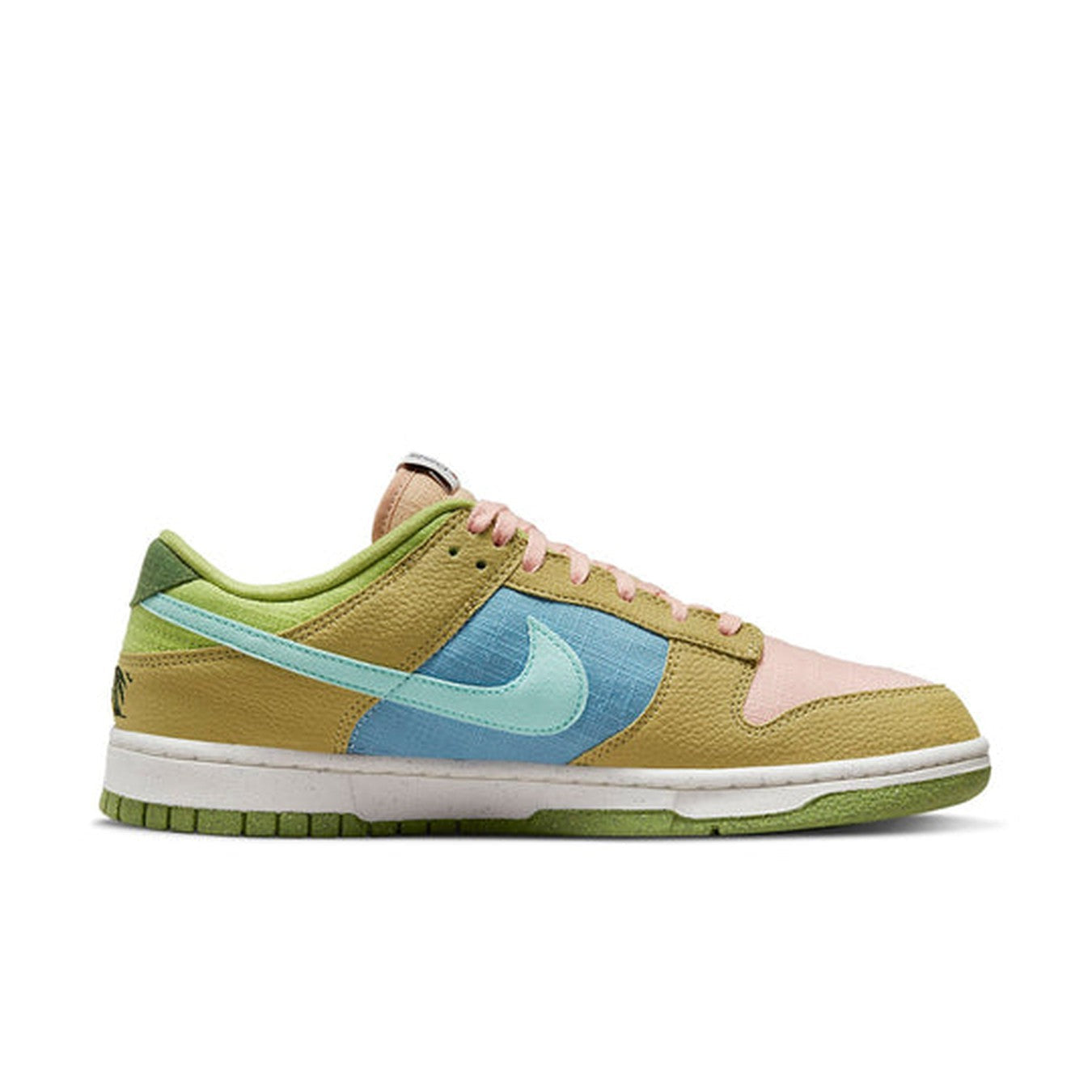 Nike Dunk Low ‘Sun Club – Arctic Orange Sanded Gold’