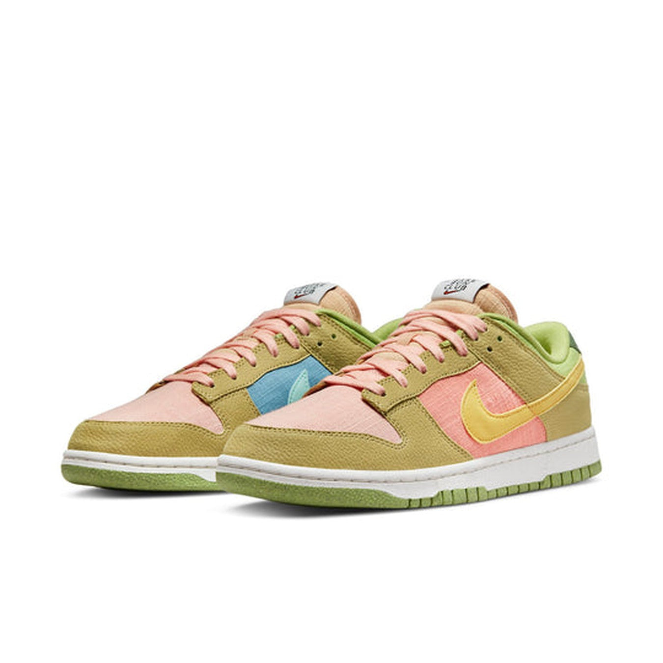 Nike Dunk Low ‘Sun Club – Arctic Orange Sanded Gold’