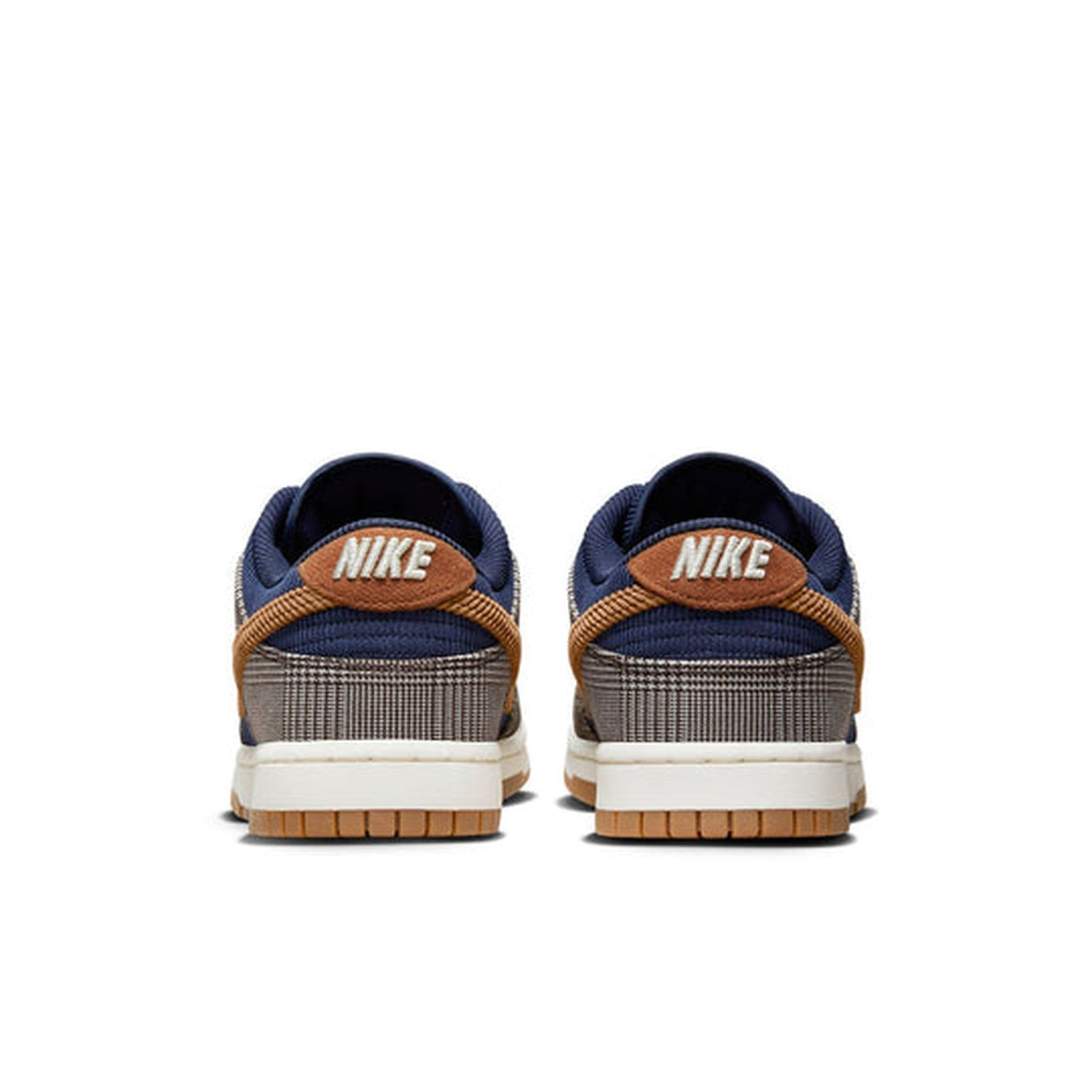 Nike Dunk Low ‘Tweed Corduroy’