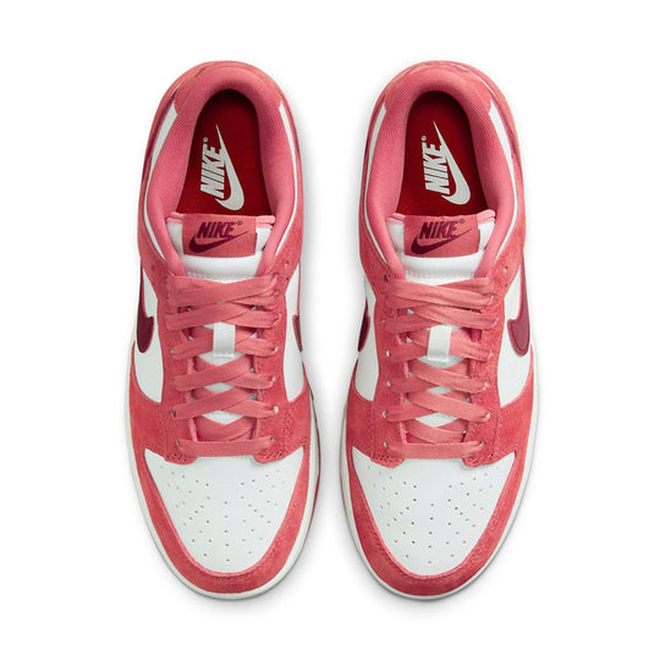 Nike Dunk Low ‘Valentines Day’