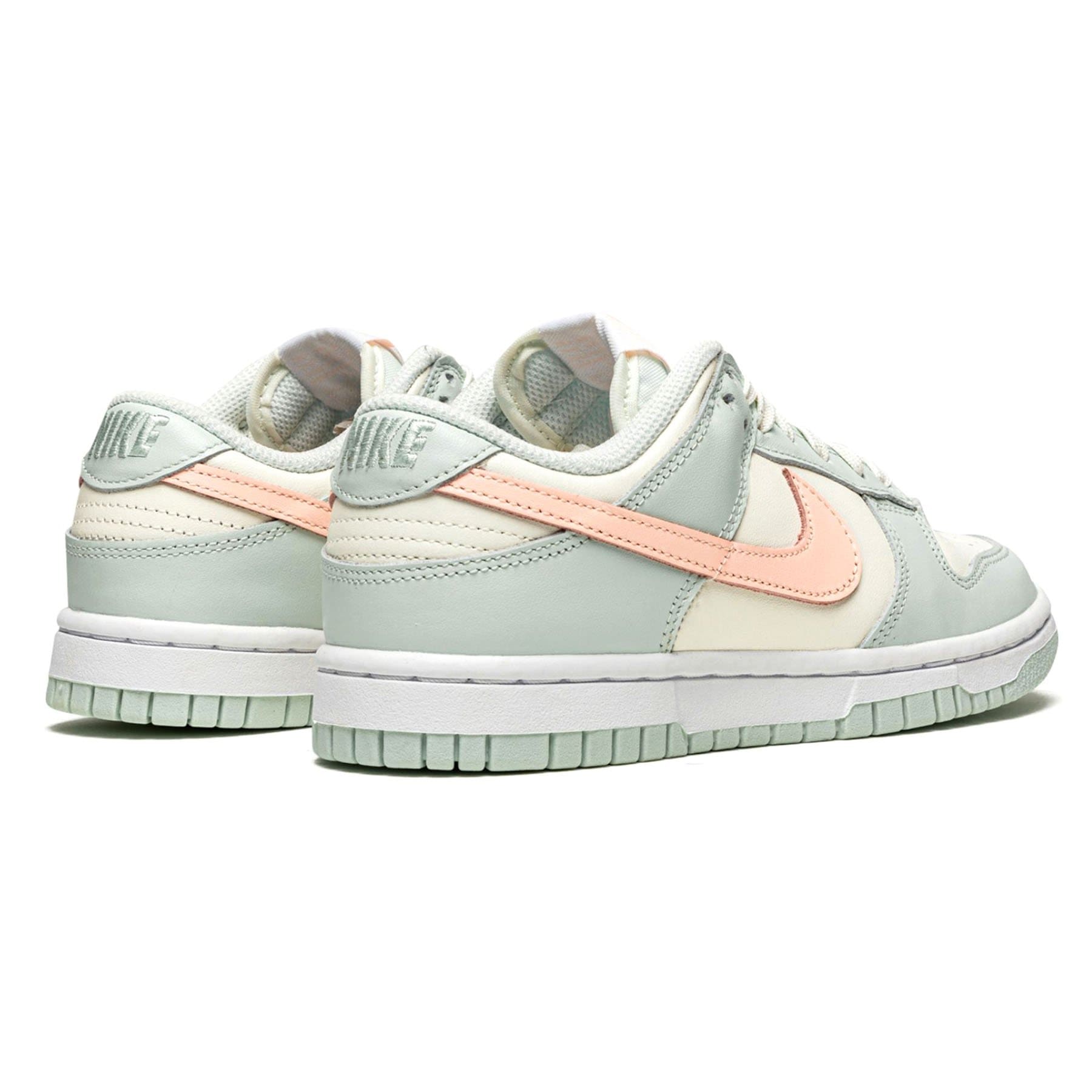 Nike Dunk Low Wmns ‘Barely Green’