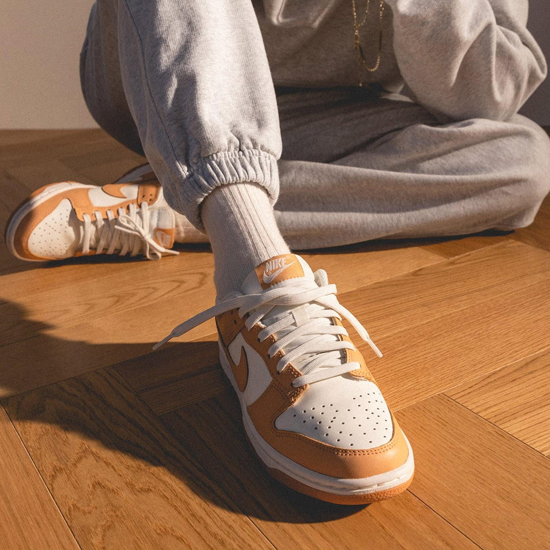 Nike Dunk Low Wmns ‘Harvest Moon’