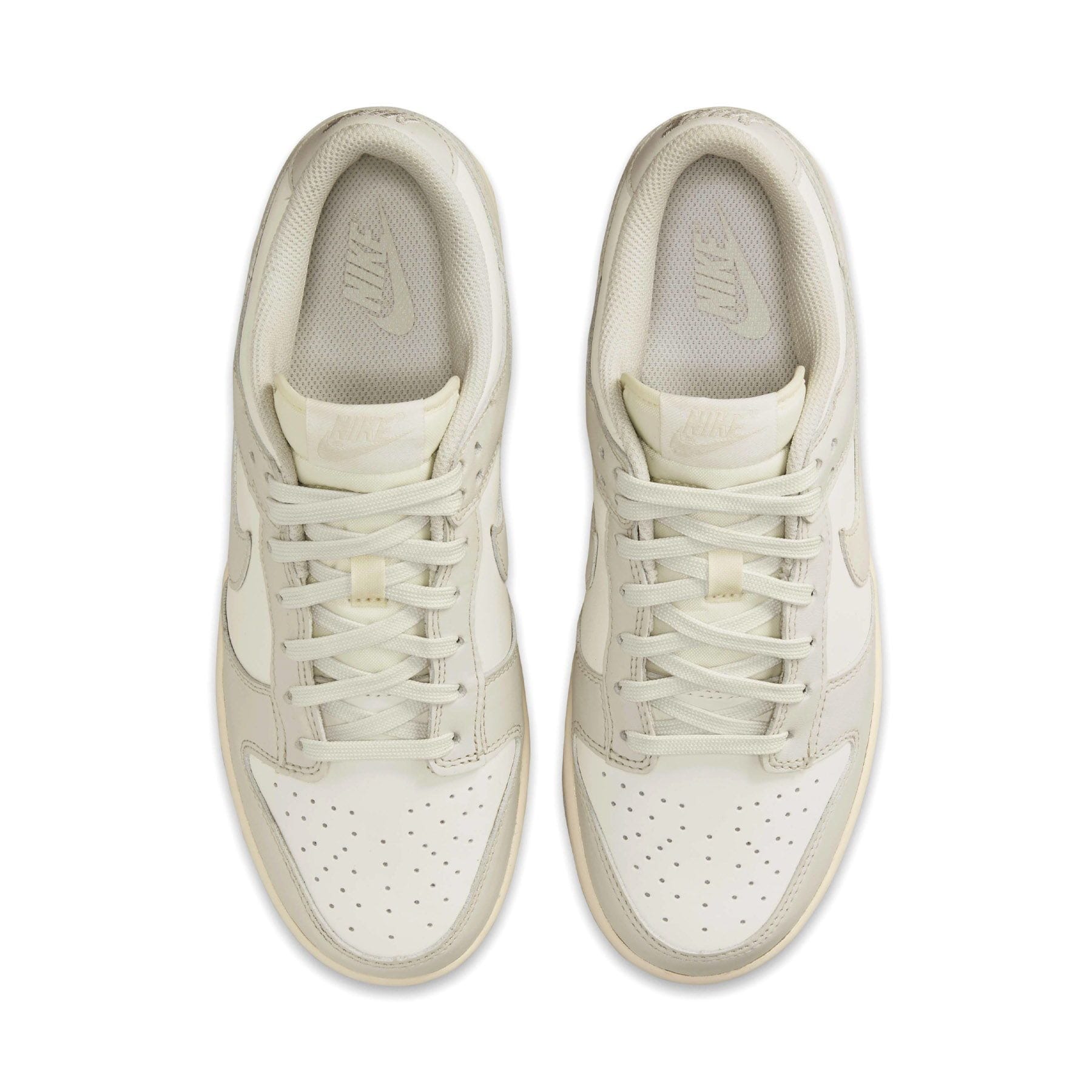 Nike Dunk Low Wmns ‘Light Bone’