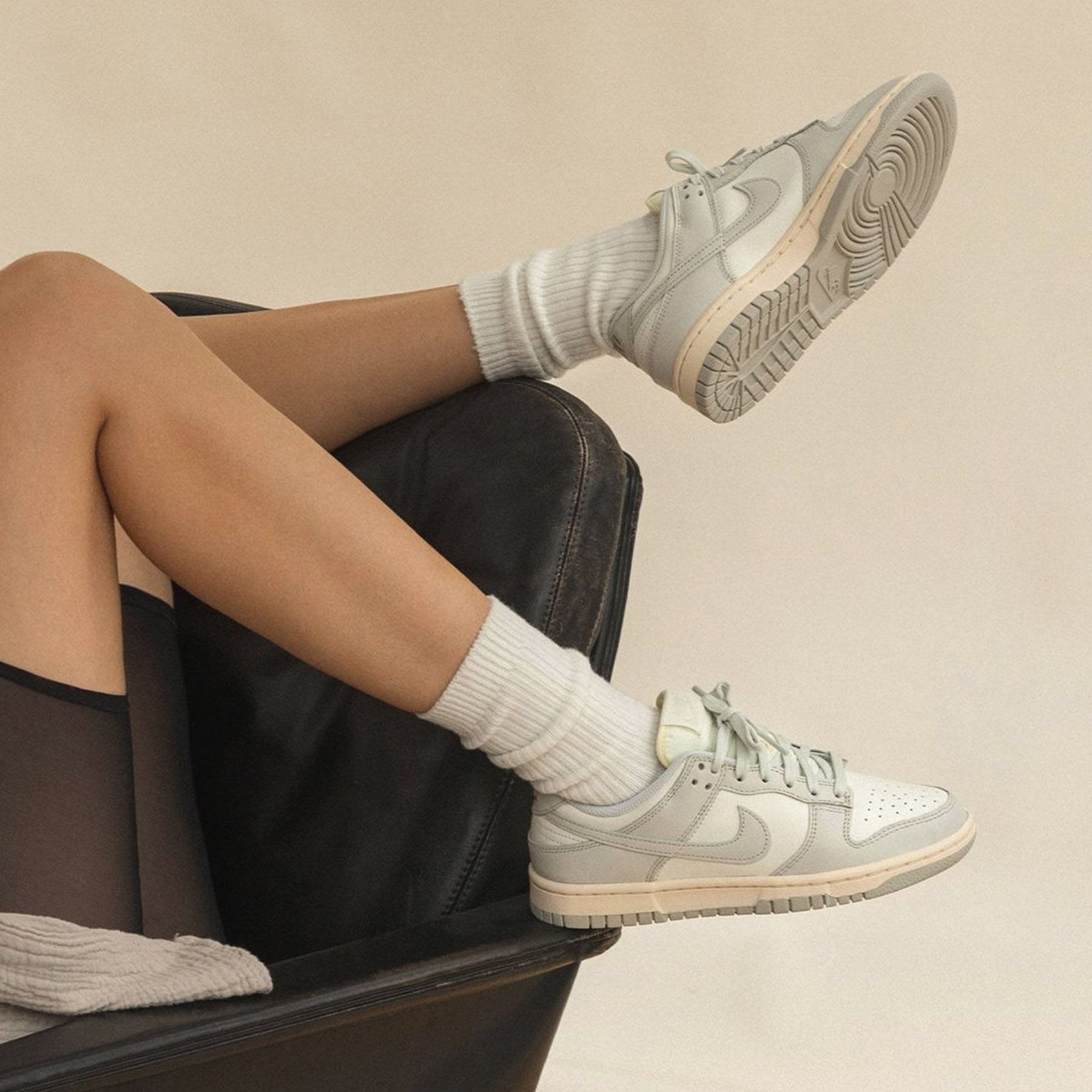 Nike Dunk Low Wmns ‘Light Bone’