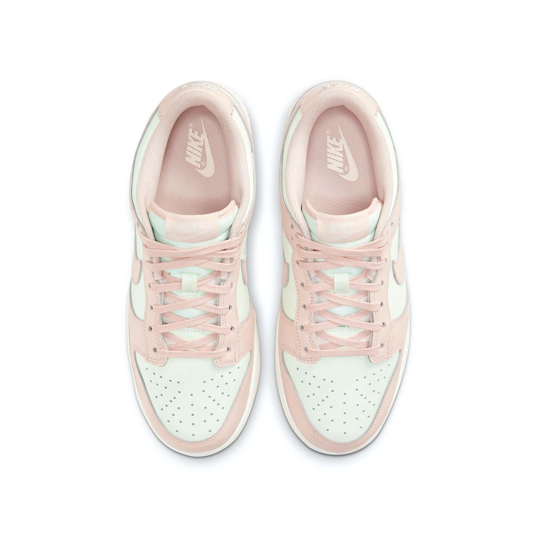 Nike Dunk Wmns Low ‘Orange Pearl’
