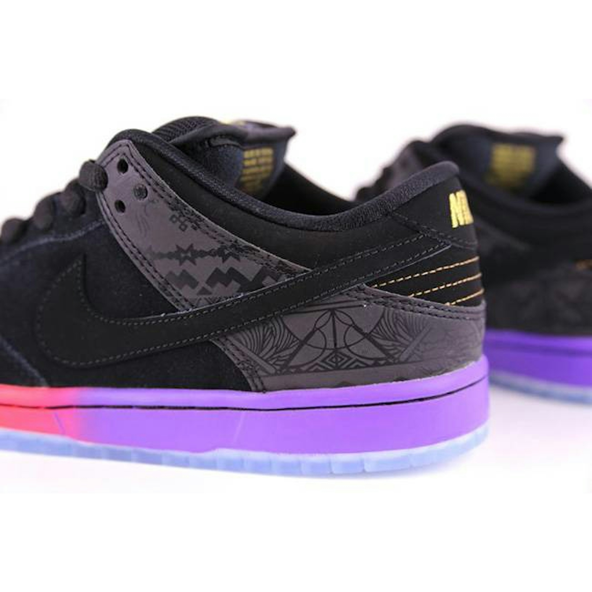 Nike SB Dunk Low Premium QS BHM 2014 504750-001 IGFul
