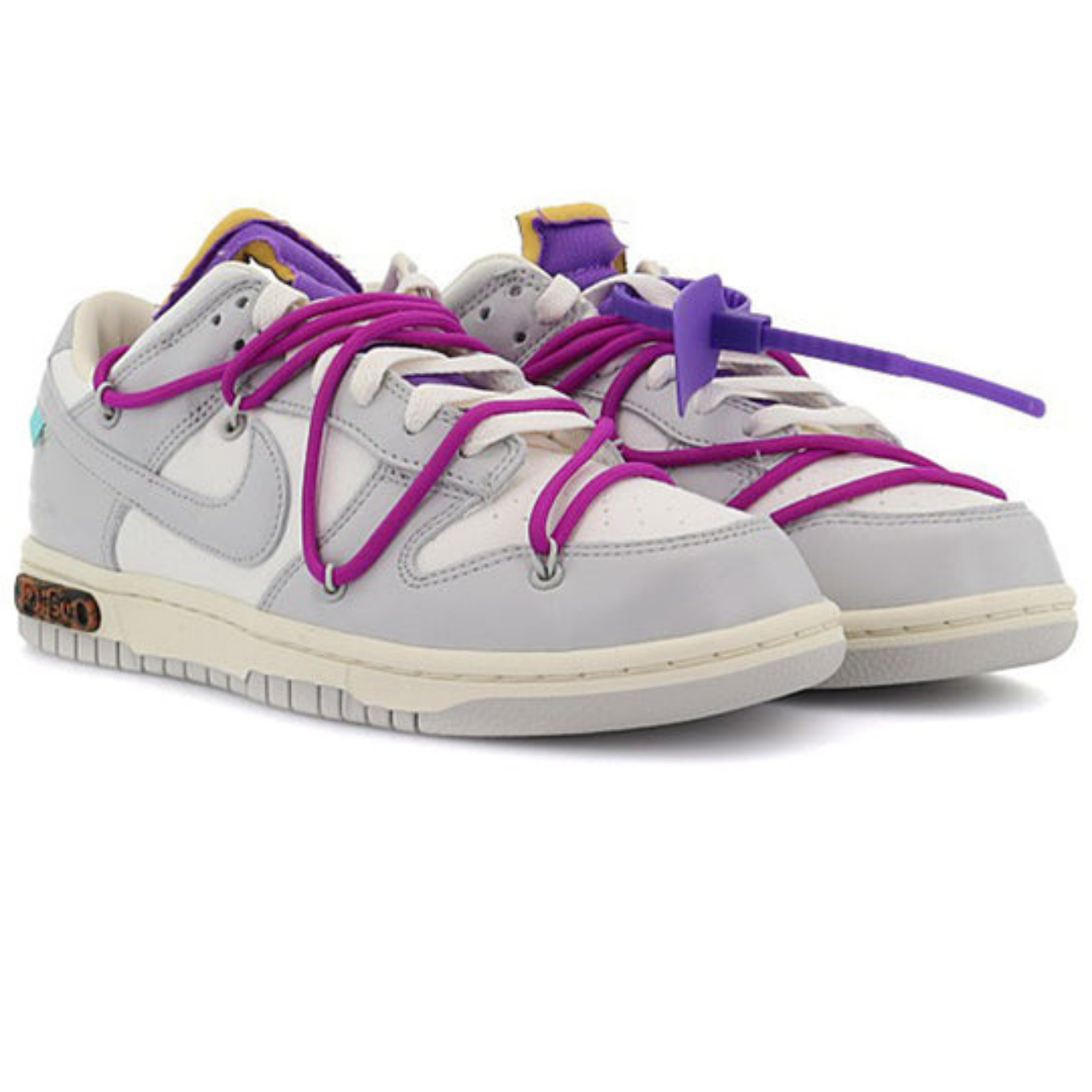 Off-White x Nike Dunk Low ‘Lot 28 of 50’