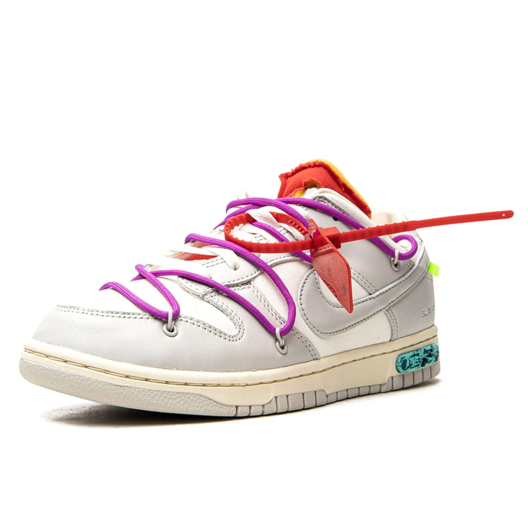 Off-White x Nike Dunk Low ‘Lot 45 of 50’