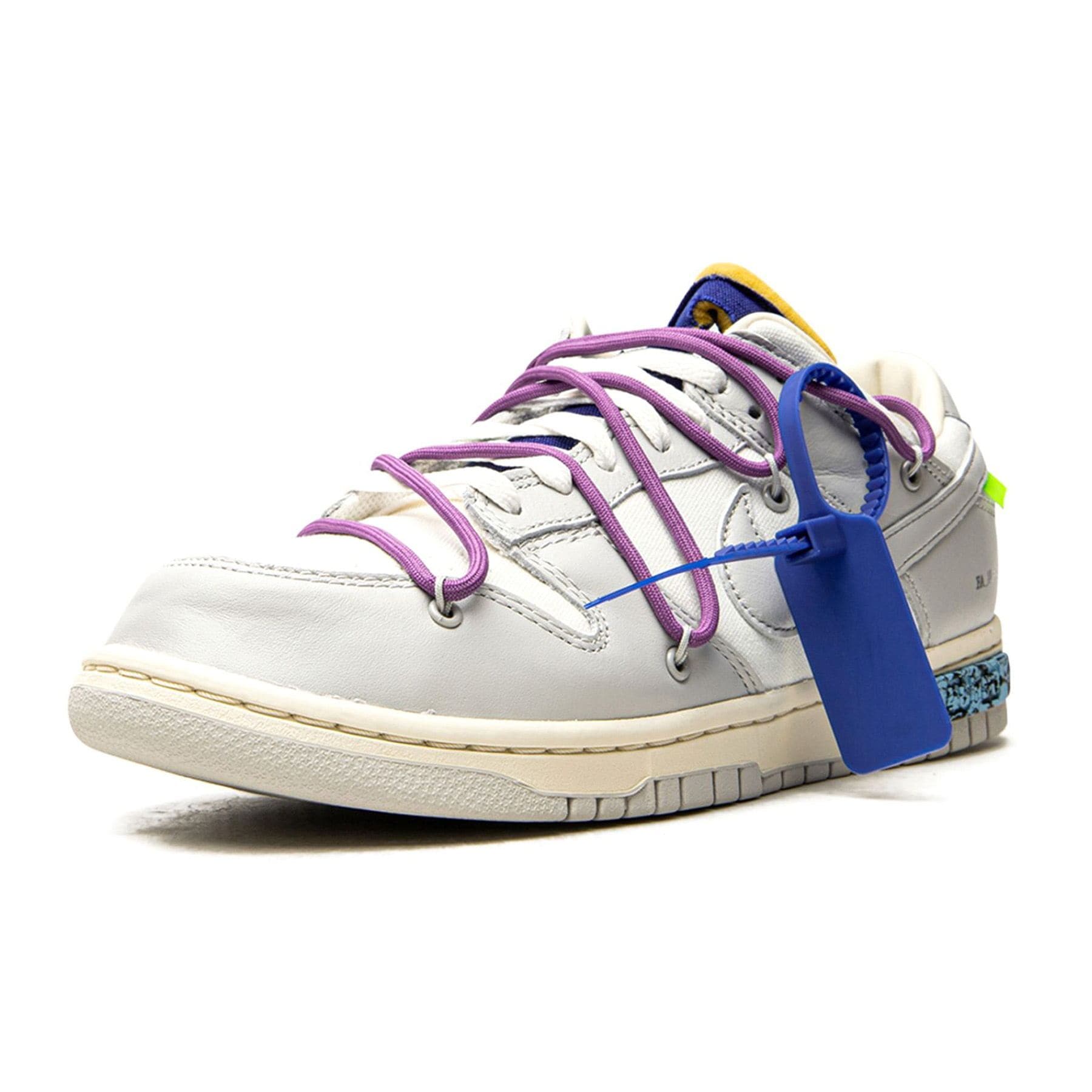 Off-White x Nike Dunk Low ‘Lot 48 of 50’