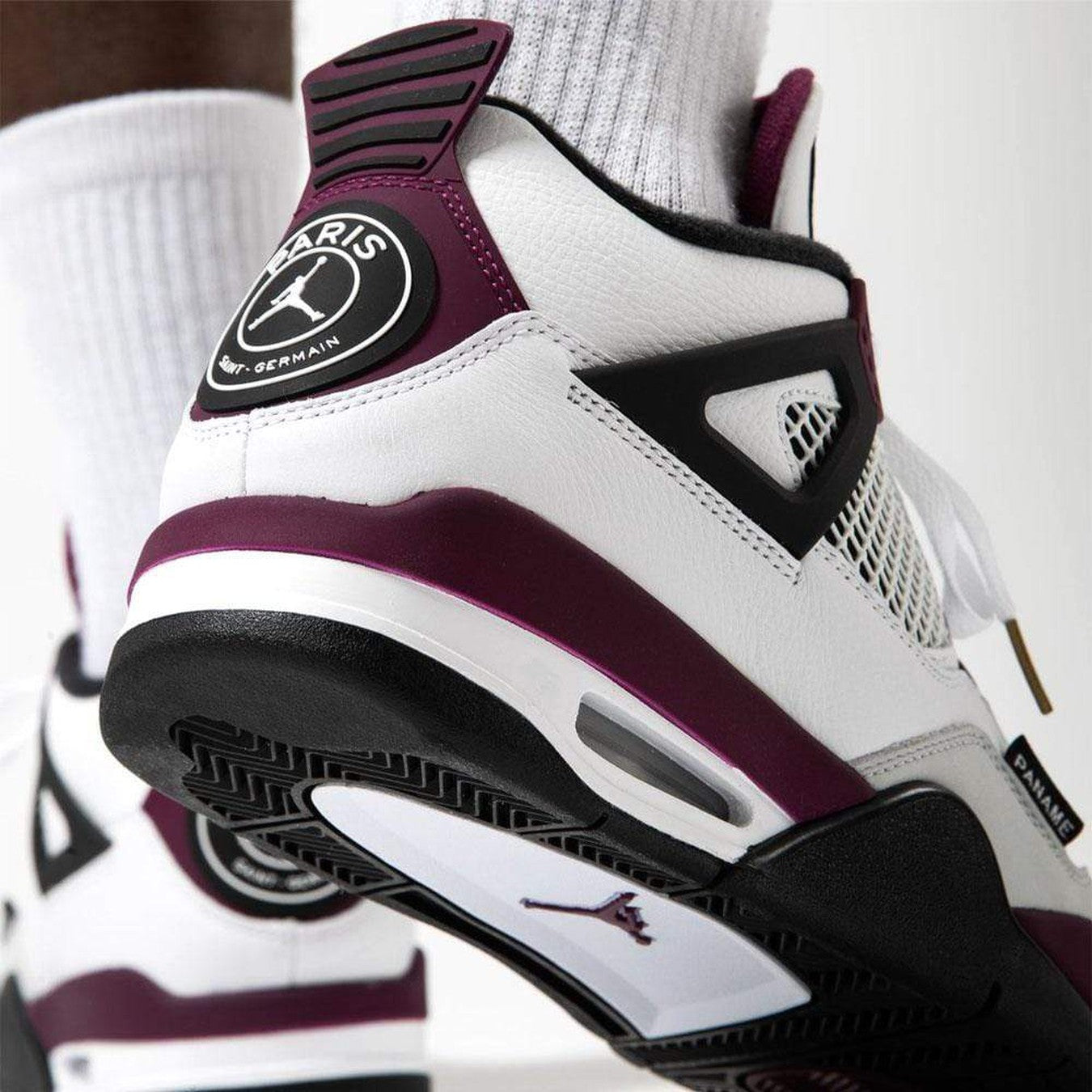 Paris Saint-Germain x Air Jordan 4 Retro ‘Bordeaux’