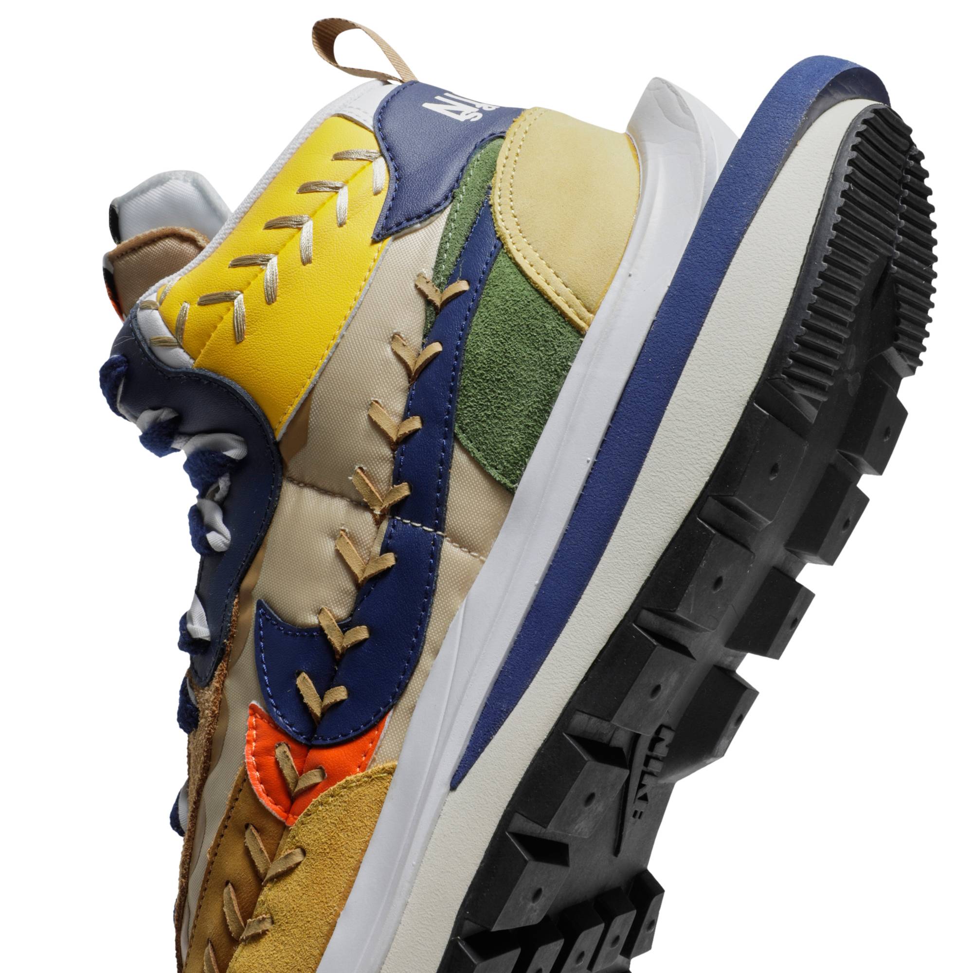 sacai x Jean Paul Gaultier x Nike Vaporwaffle ‚Sesame‘ DH9186-200