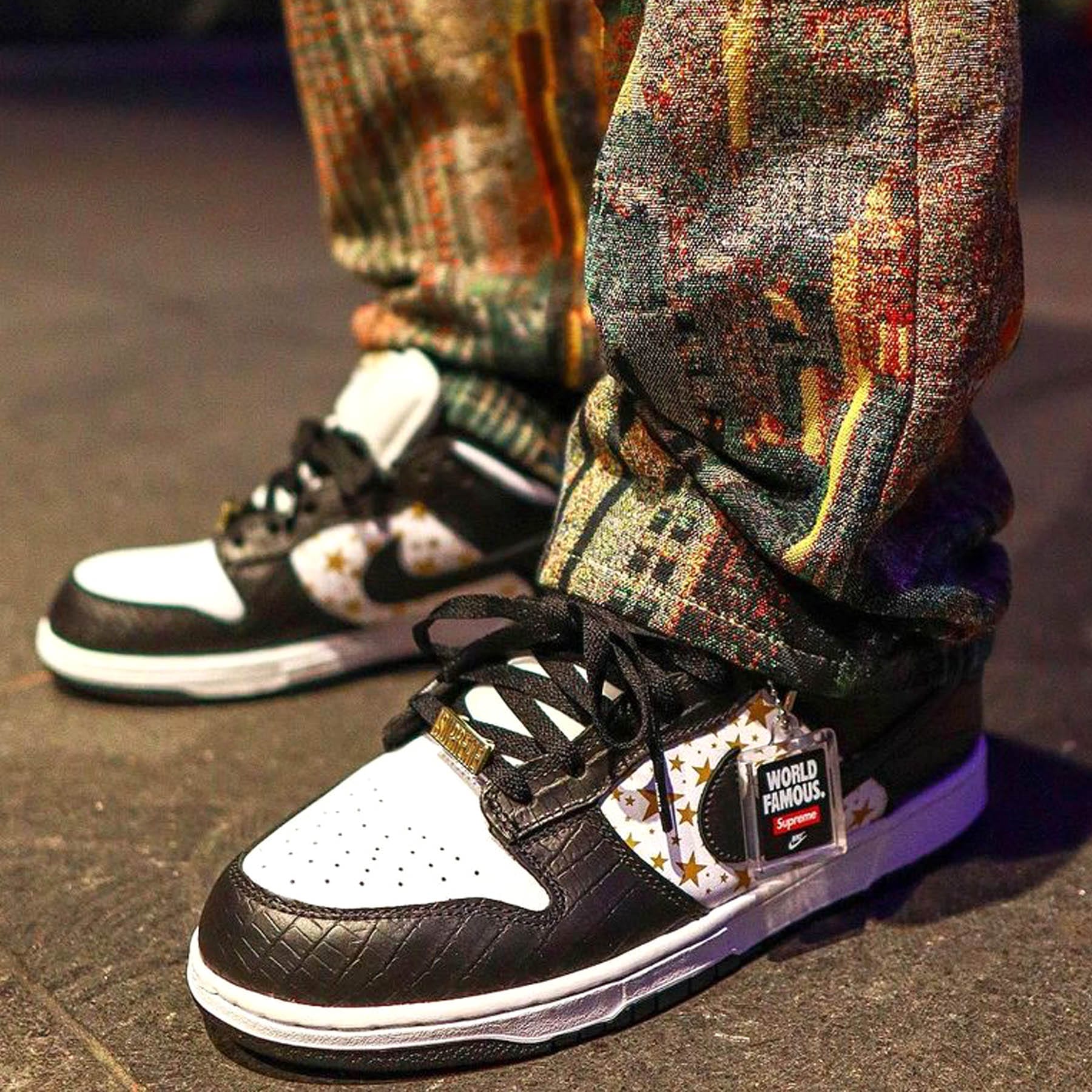 Supreme x Nike Dunk Low OG SB QS ‘Black’