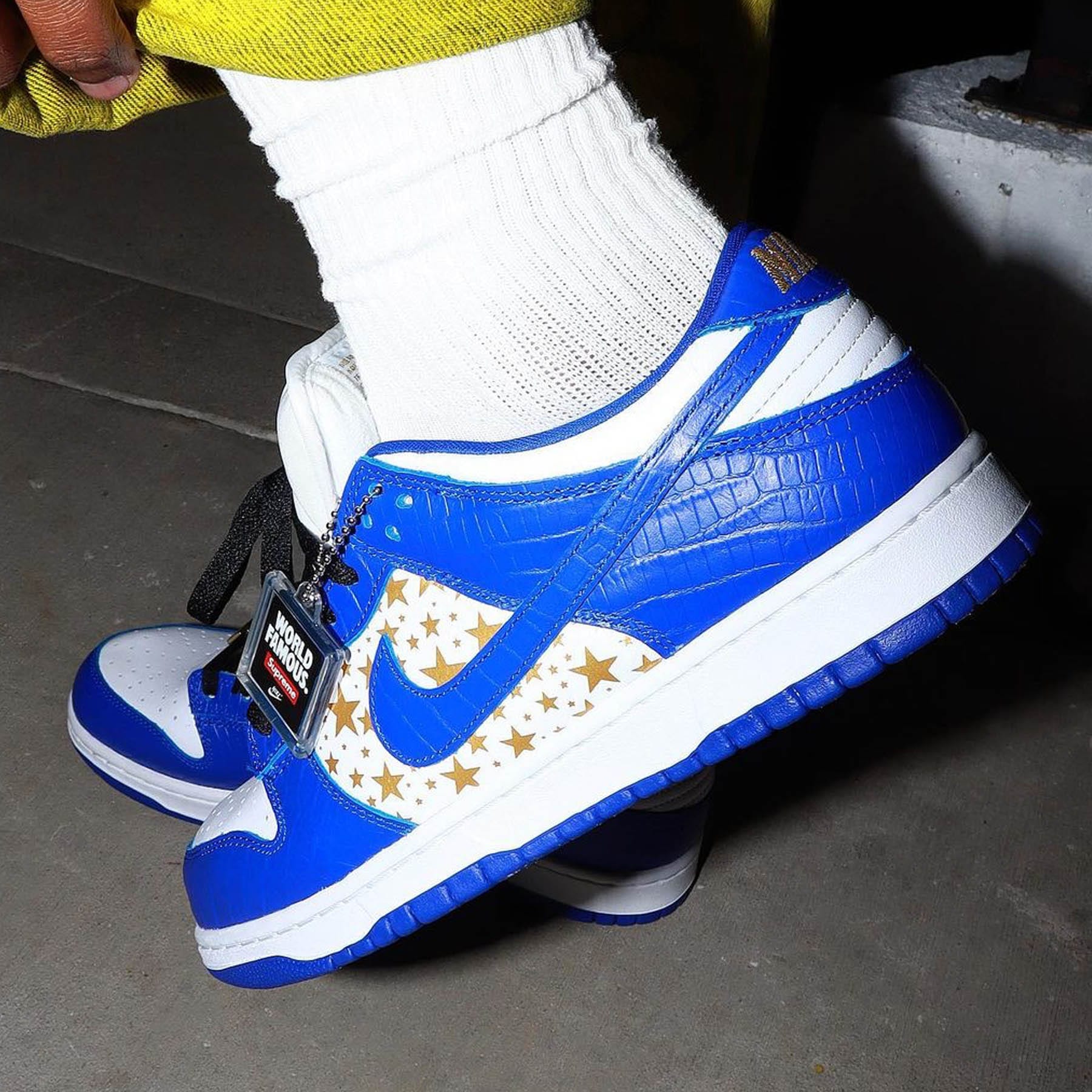Supreme x Nike Dunk Low OG SB QS ‘Hyper Royal’