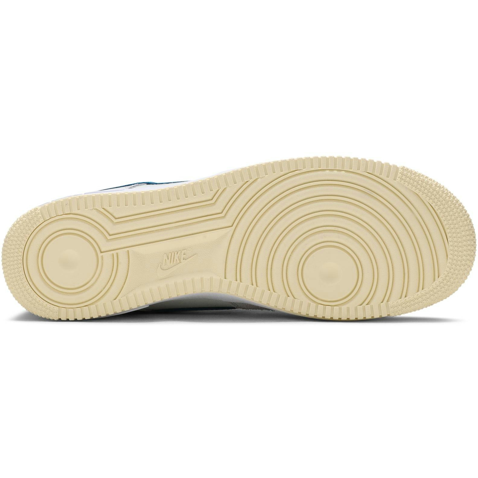 UNDEFEATED x Nike Air Force 1 Low 5 On It DM8461-001 IGFul